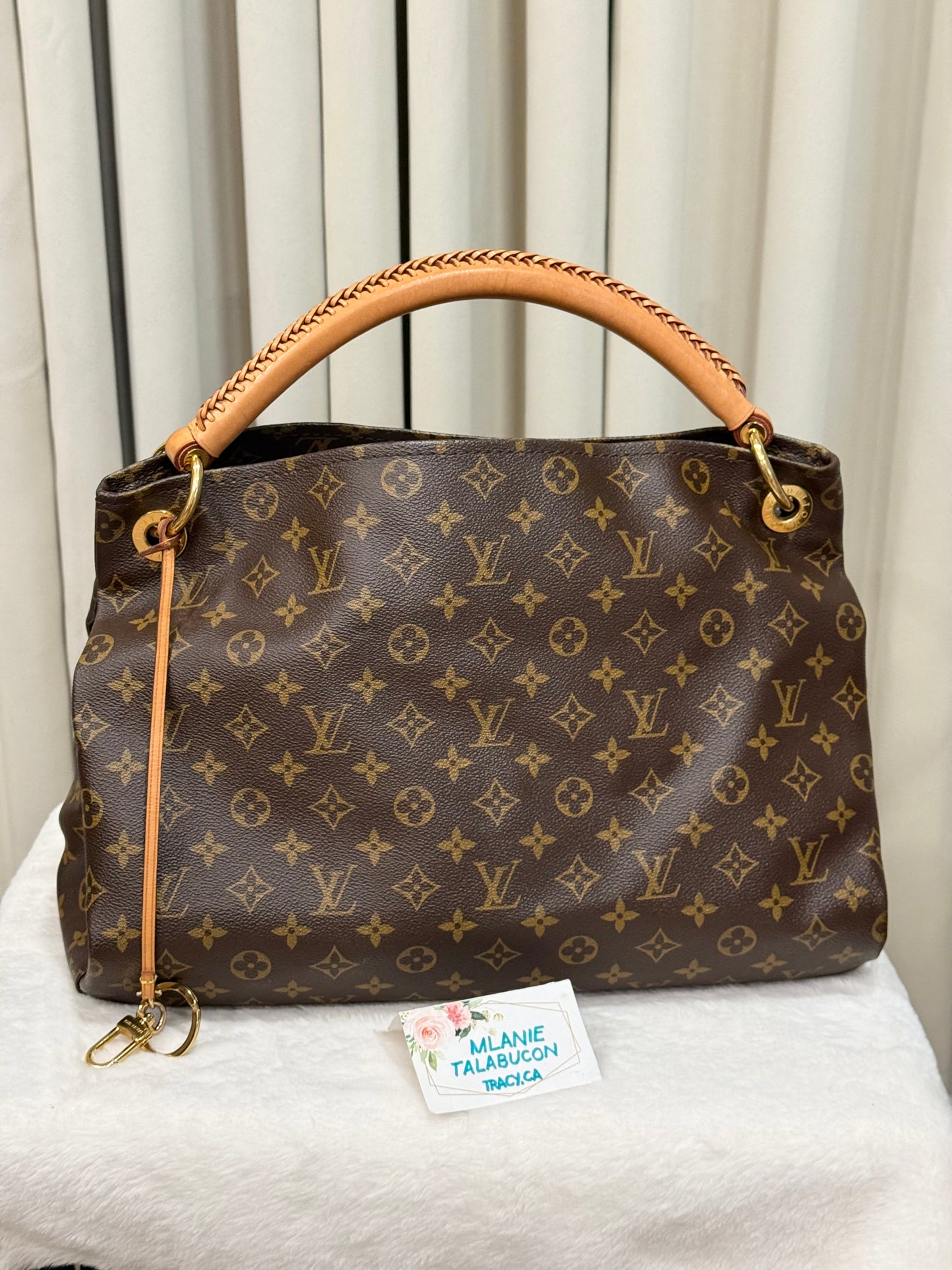 Louis Vuitton Artsy MM Mono