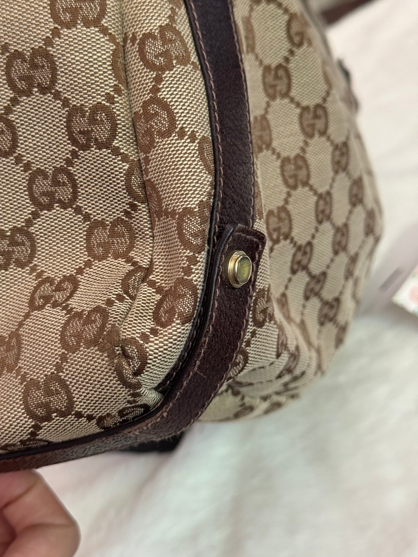 Gucci Medium Abbey Shoulder Bag