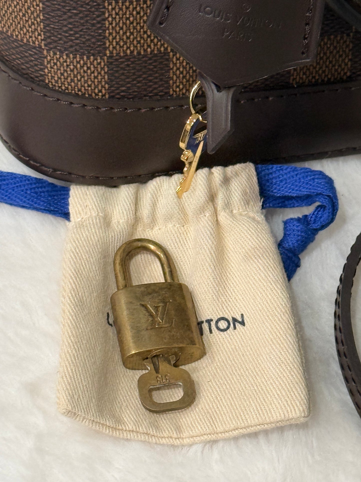 Louis Vuitton Alma BB Damier Ebene