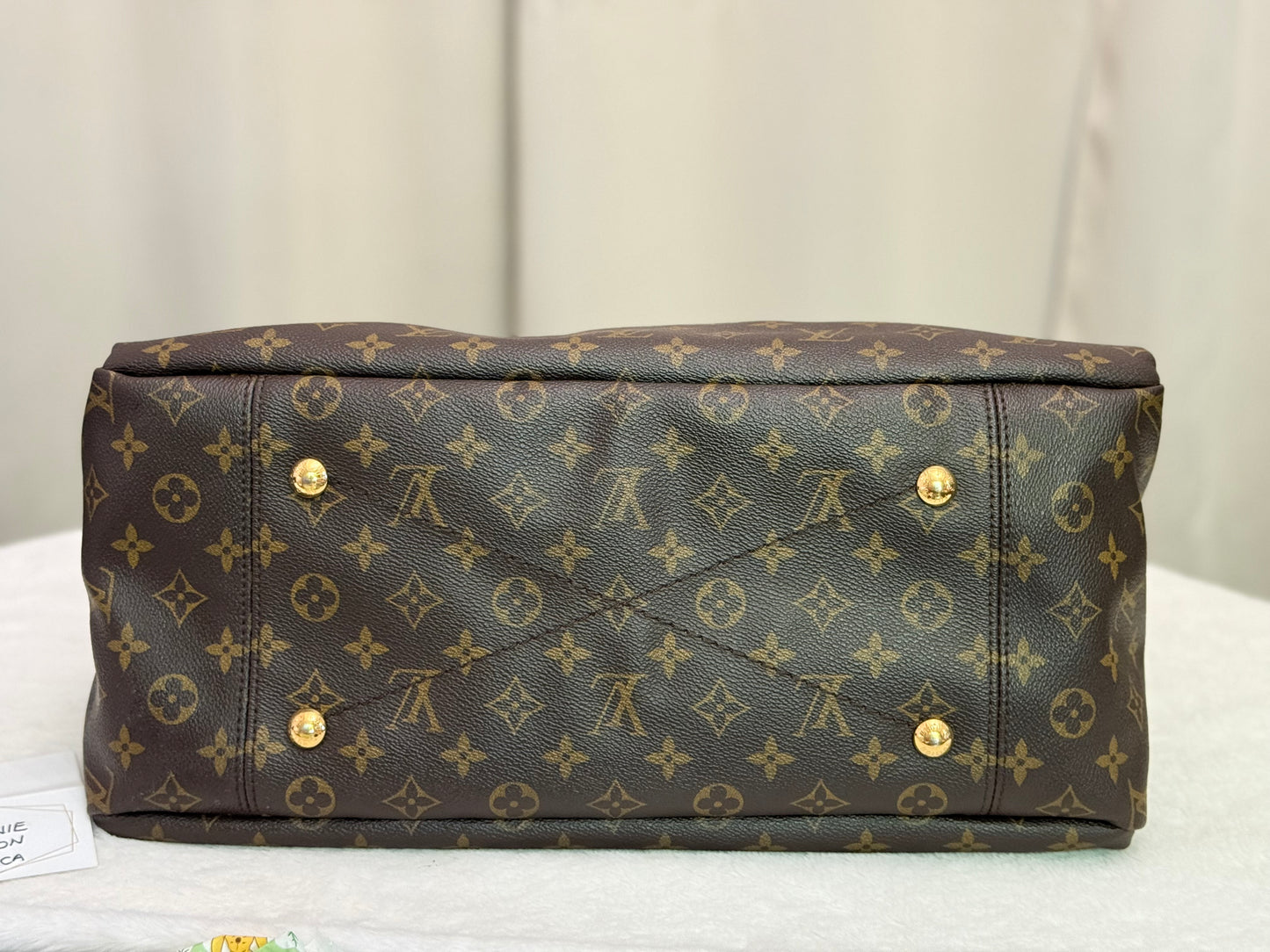 Louis Vuitton Artsy MM Mono