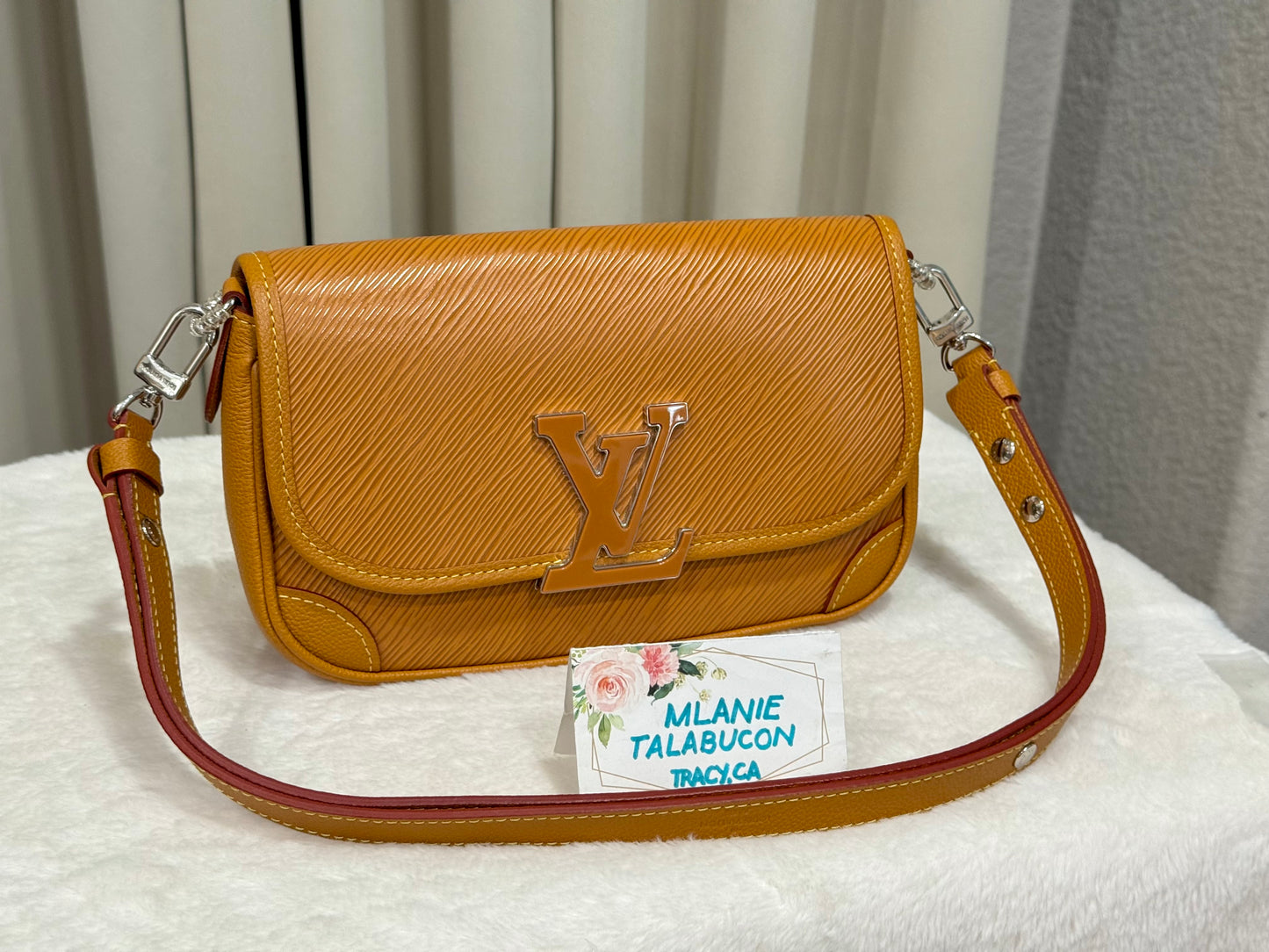 Louis Vuitton Buci in Epi Gold Honey