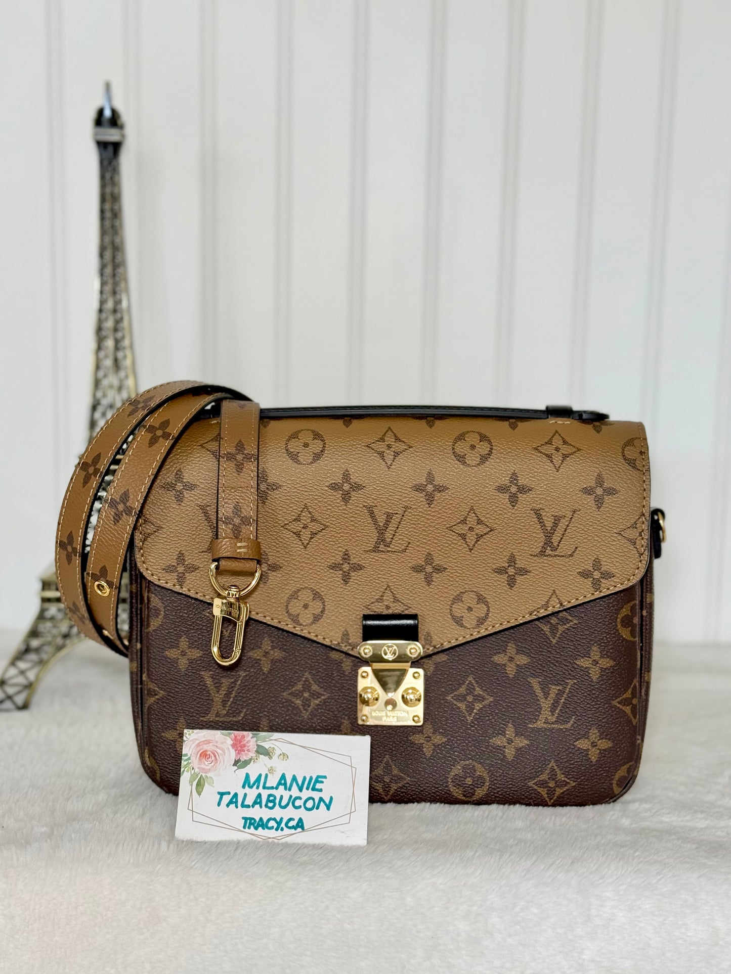 Louis Vuitton Pochette Metis Mono Reverse