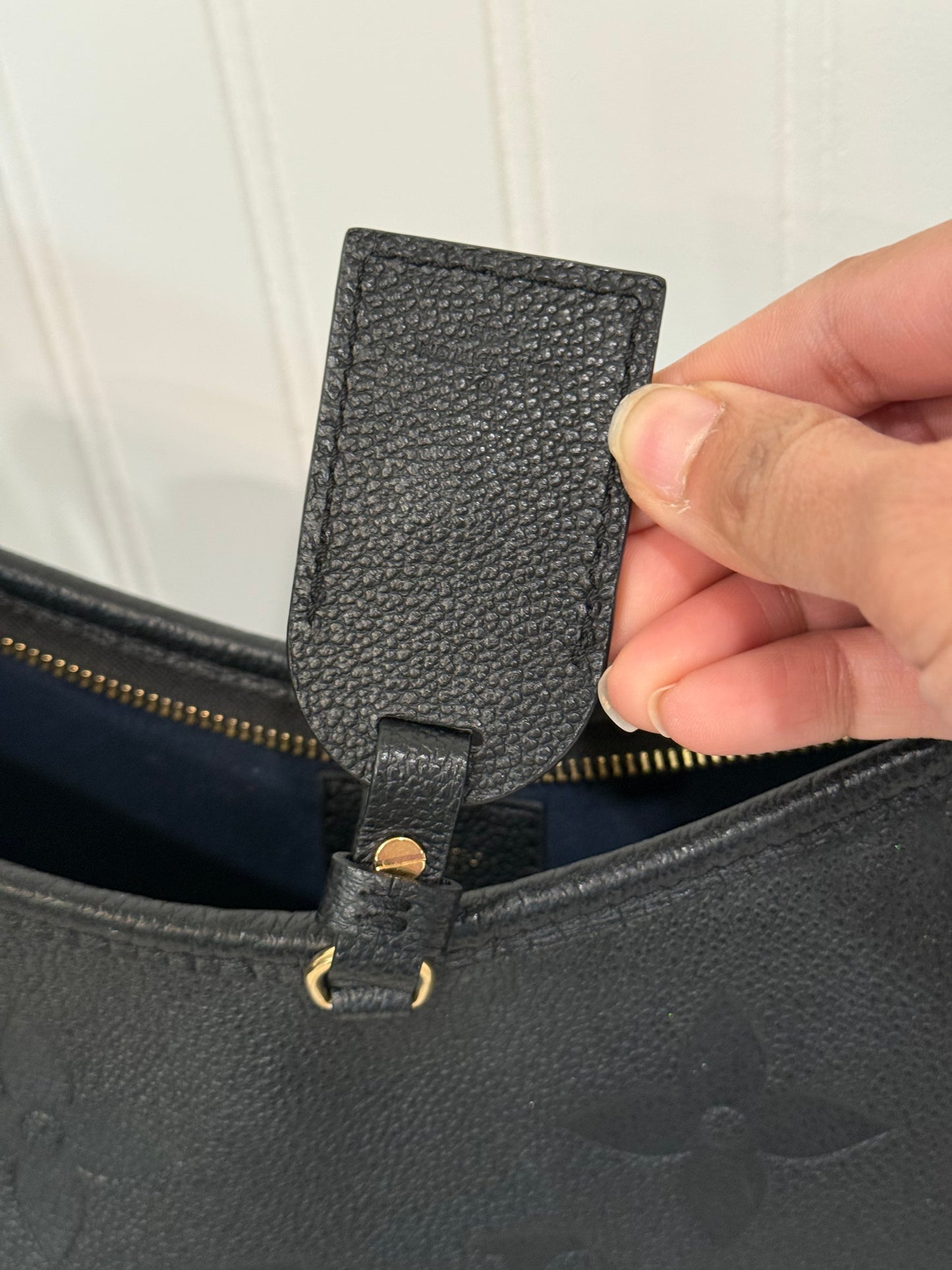 Louis Vuitton Carryall PM Giant Mono Empreinte Black/Noir