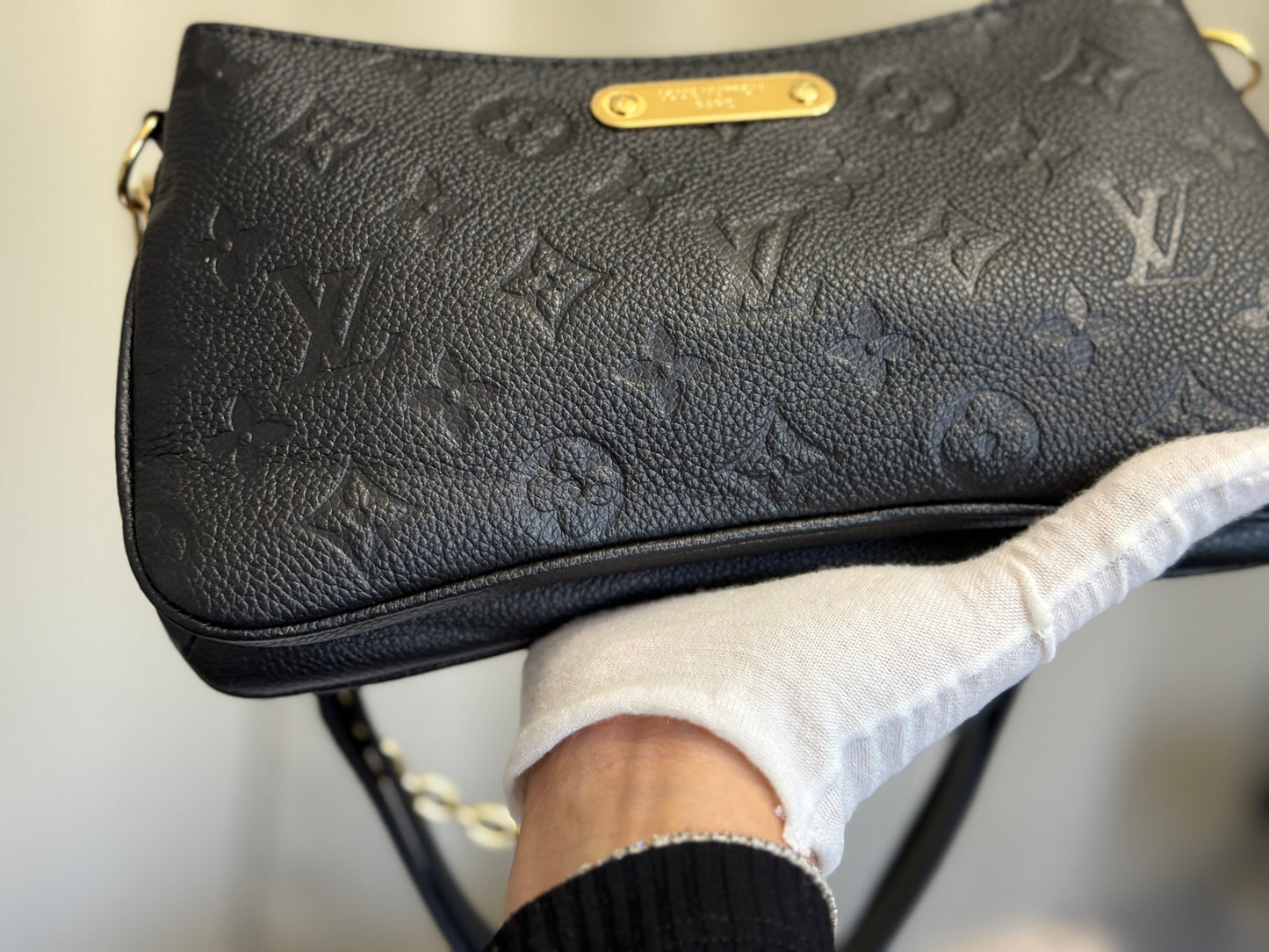 Louis Vuitton Liv Pochette Mono Empreinte Noir/Black
