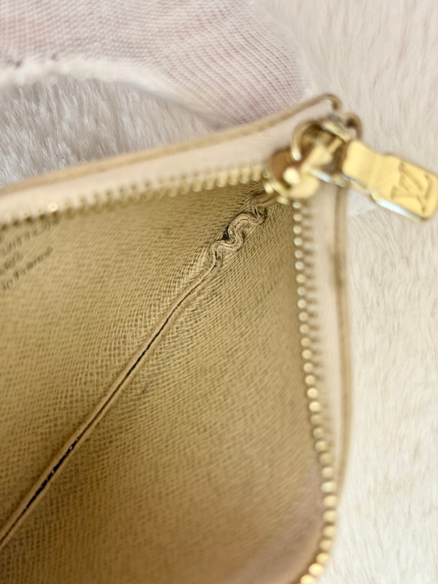 Louis Vuitton Key Pouch Damier Azur