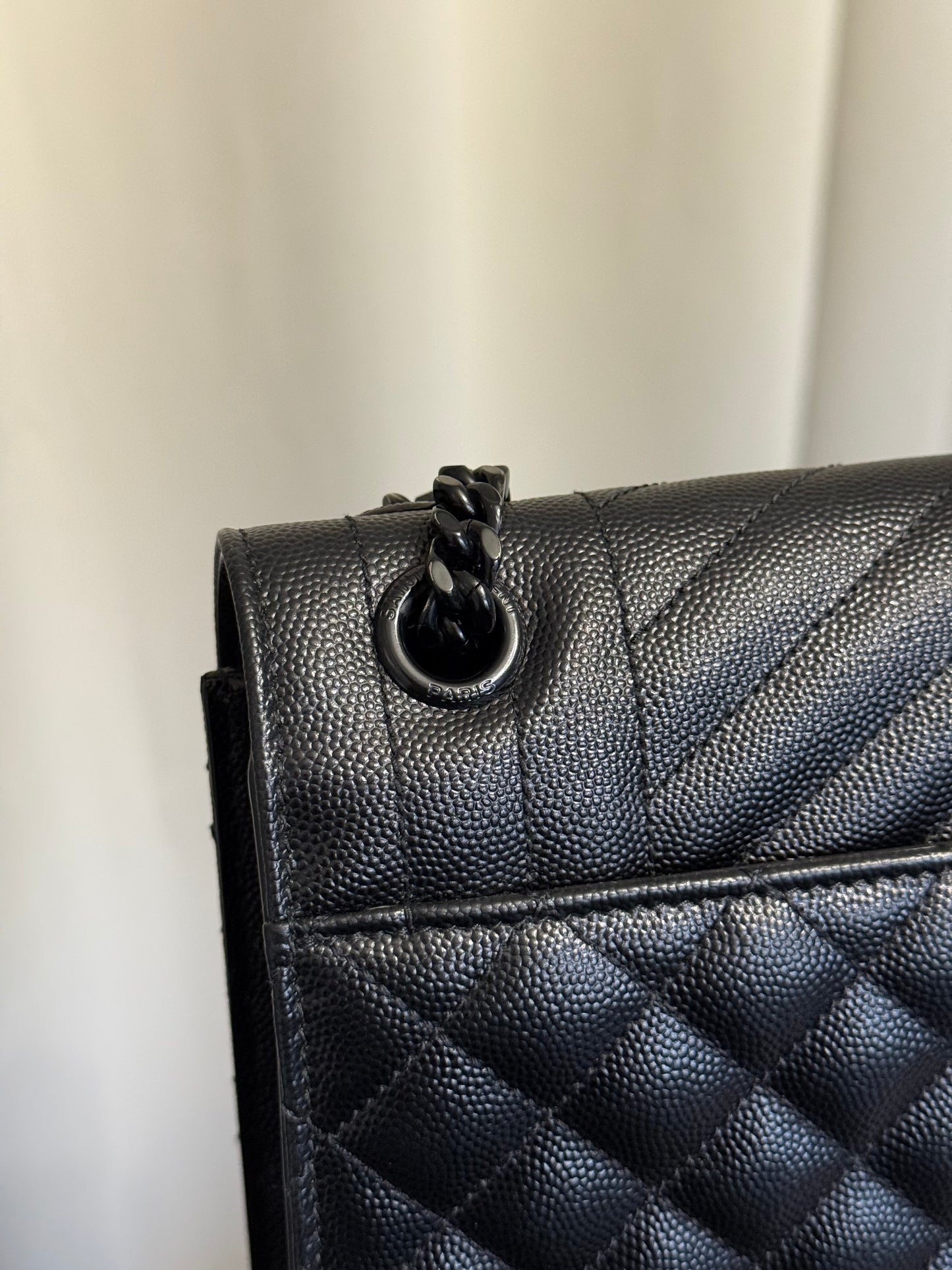 Yves Saint Laurent BLACK ENVELOPE MEDIUM IN QUILTED GRAIN DE POUDRE EMBOSSED LEATHER BLACK HW