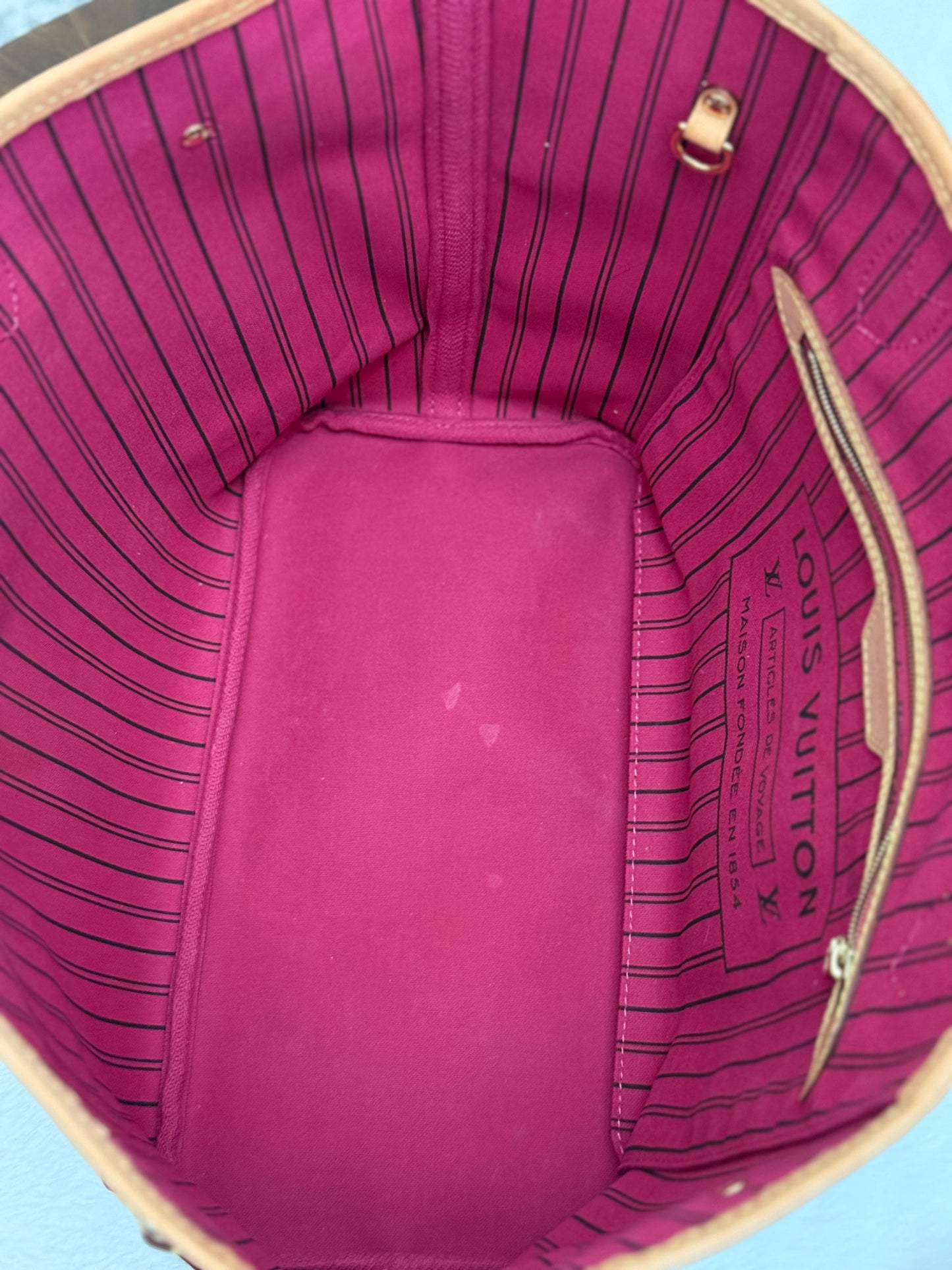 Loui Vuitton Neverfull MM Pivoine Bag and Pouch