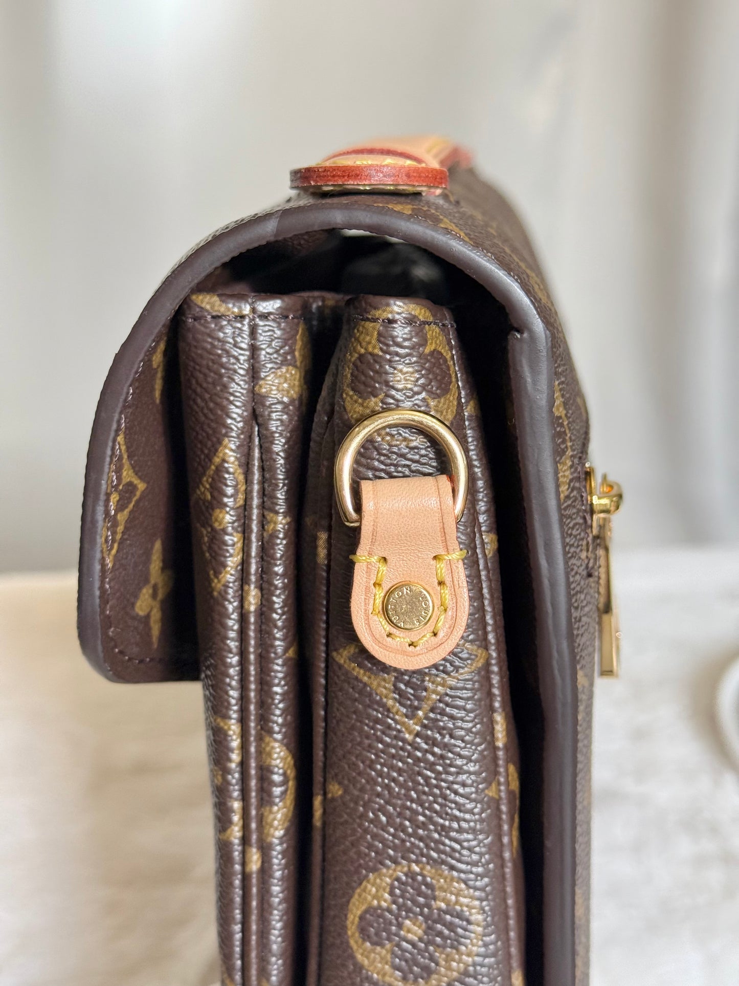 Louis Vuitton Pochette Metis Mono