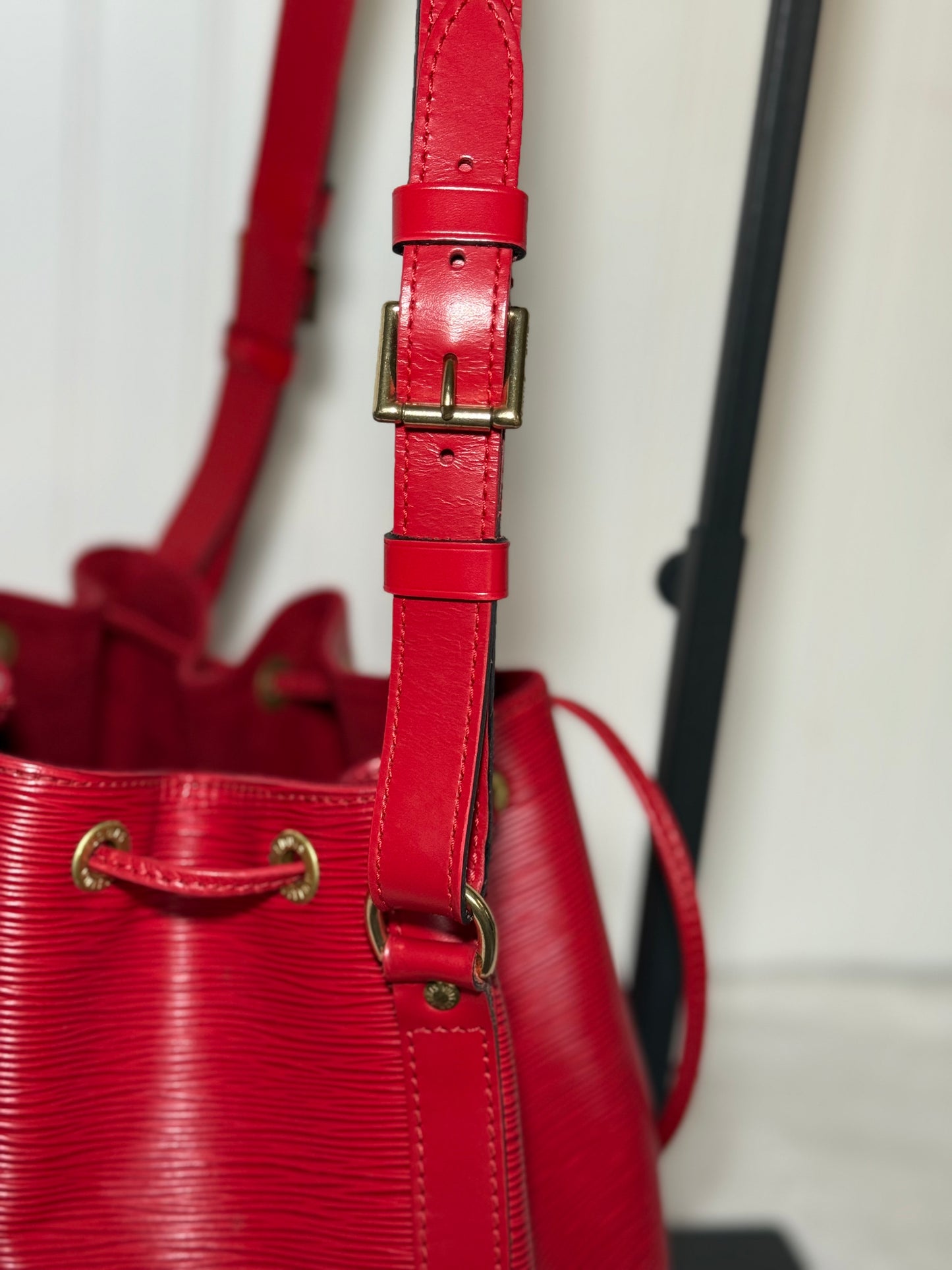 Louis Vuitton Red Epi Petit Noe