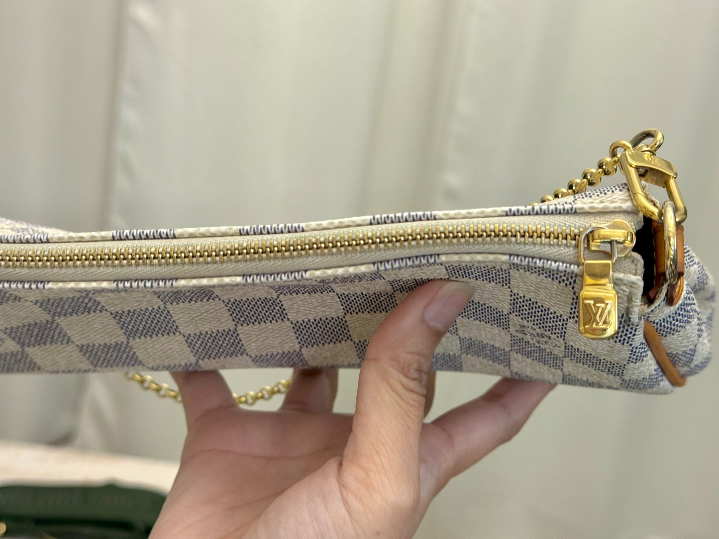 Louis Vuitton Eva Pochette Damier Azur