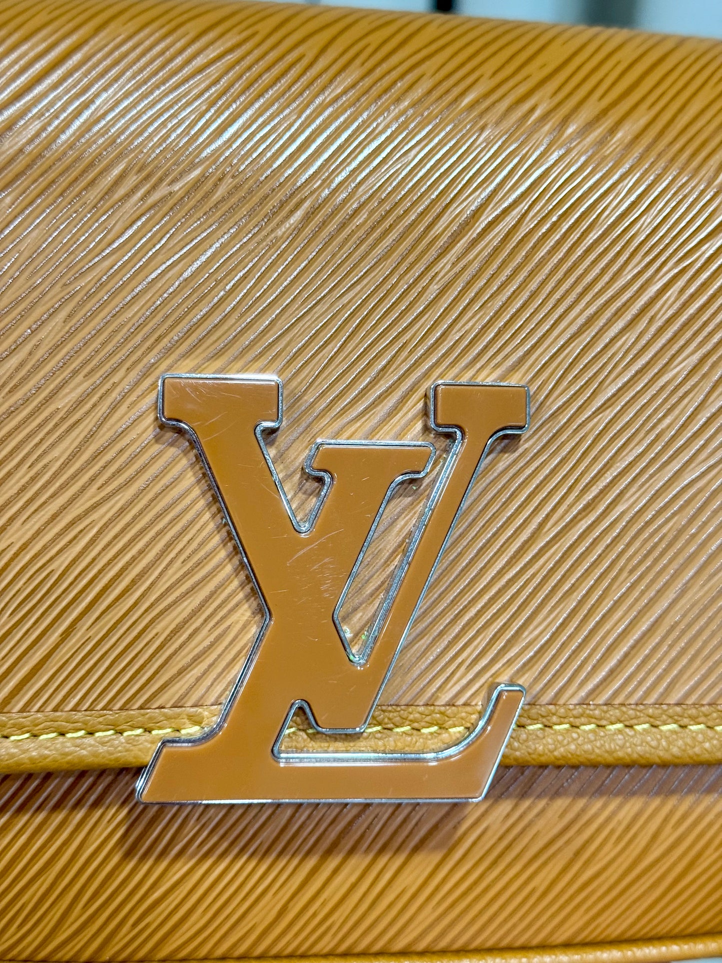 Louis Vuitton Buci in Epi Gold Honey
