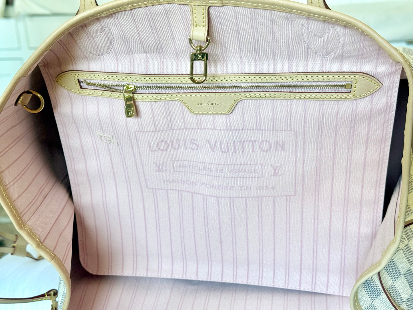 Louis Vuitton Neverfull GM in Damier Azur  Rose Ballerine MINT