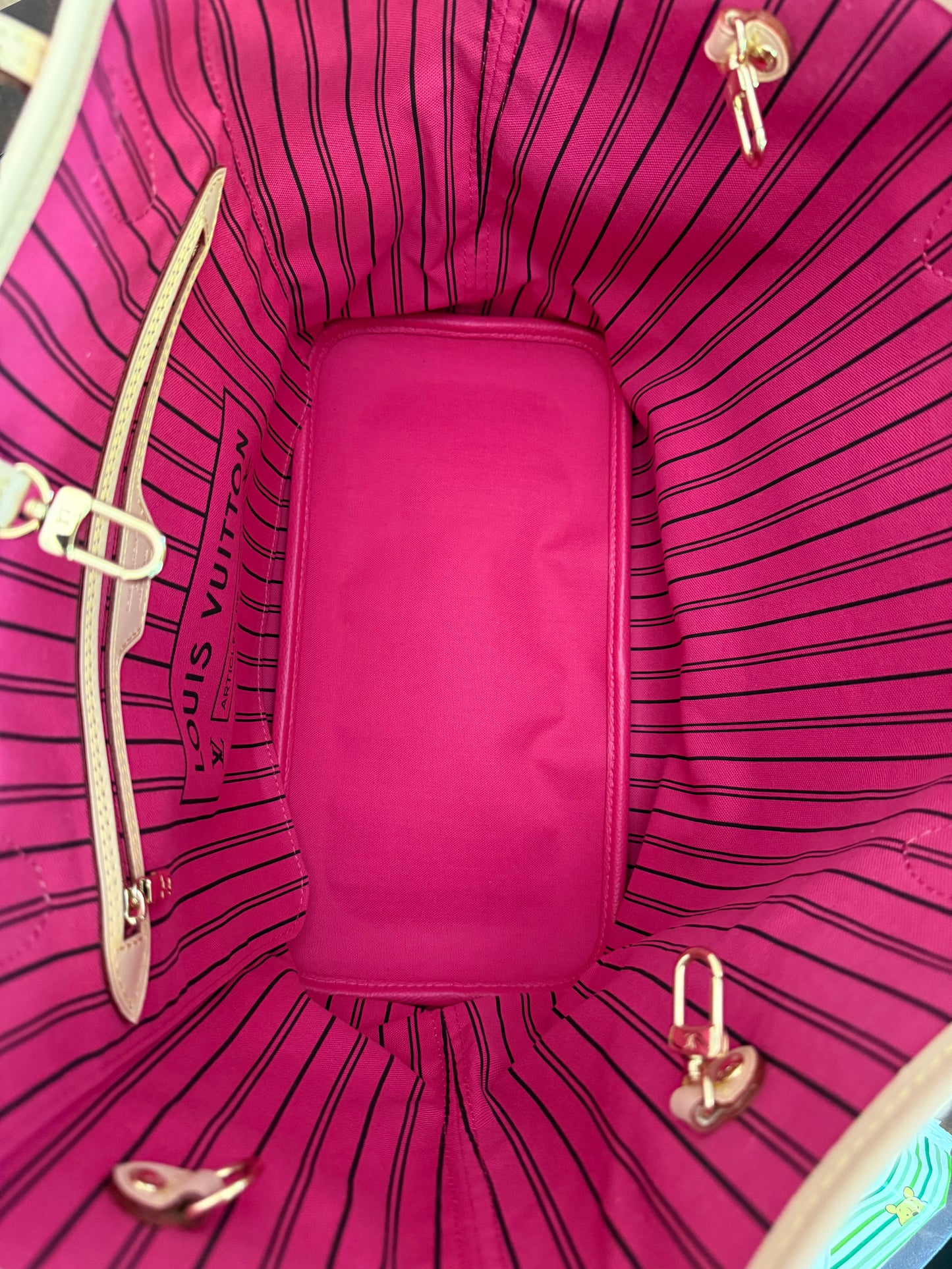 Louis Vuitton Neverfull Bandouliere Inside Out MM Mono Rose Pondichery