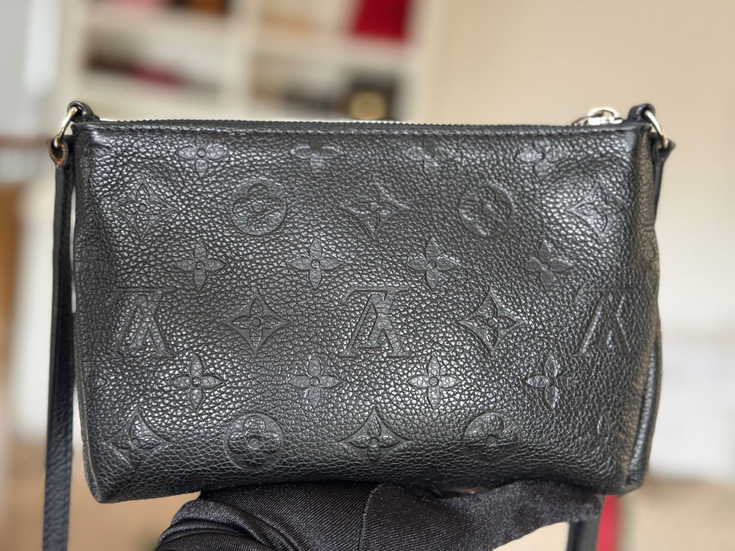 Louis Vuitton Pallas Clutch Black Empreinte