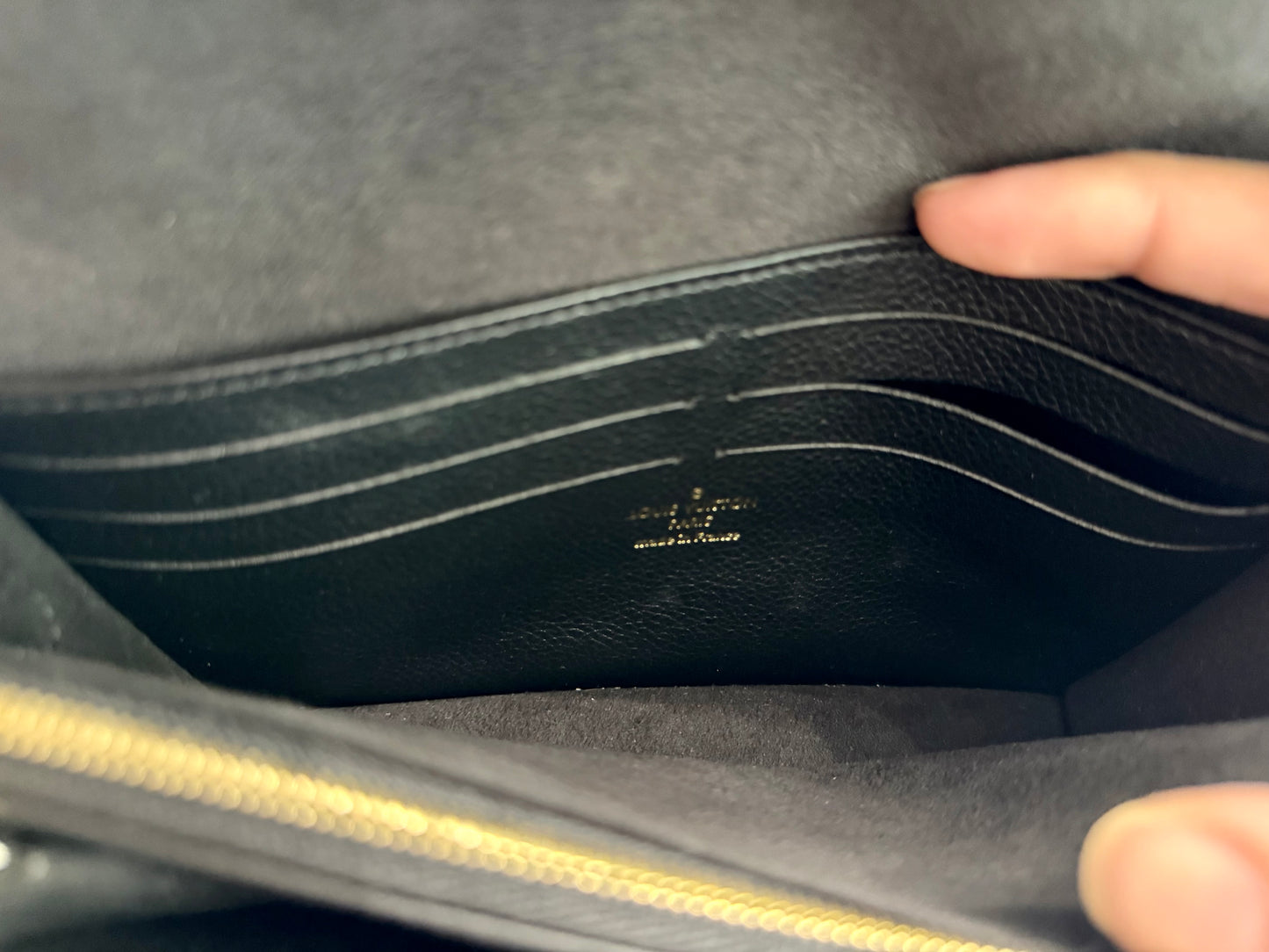 Louis Vuitton Vavin Chain Wallet Mono Empreinte Noir/Black