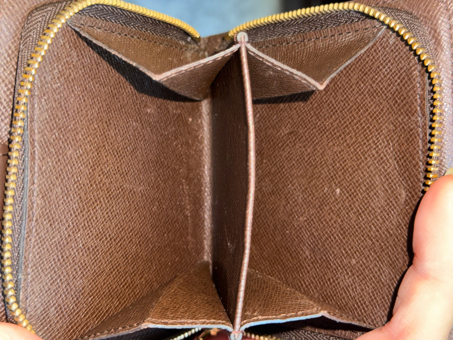Louis Vuitton Compact Zippy Wallet in Damier Ebene