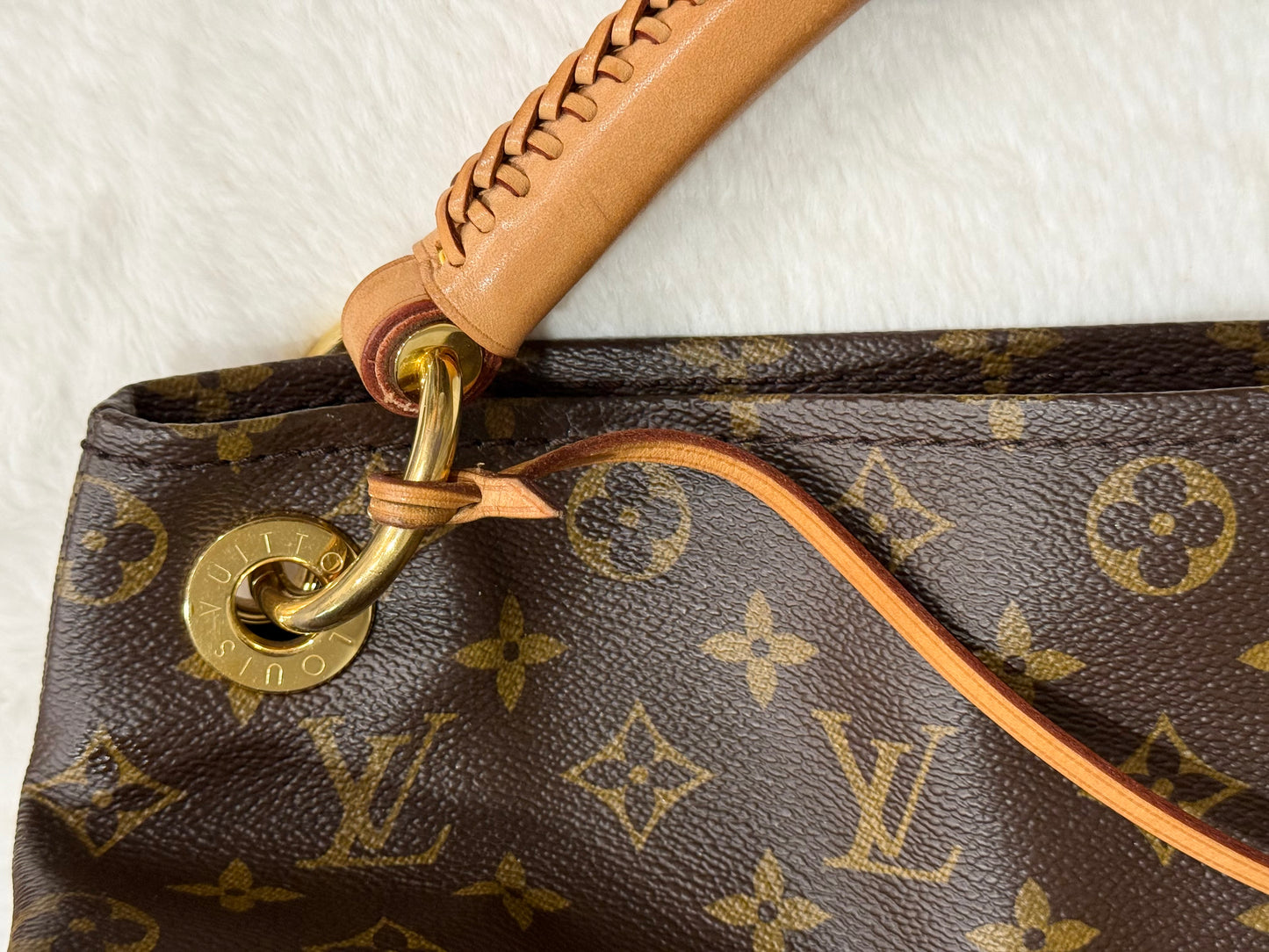 Louis Vuitton Artsy MM Mono