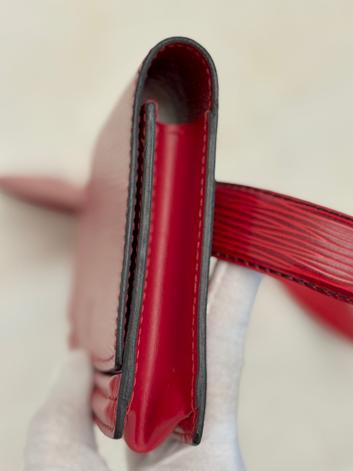 Red Epi Pochette Ceinture Tilsitt Belt and Pouch Vintage