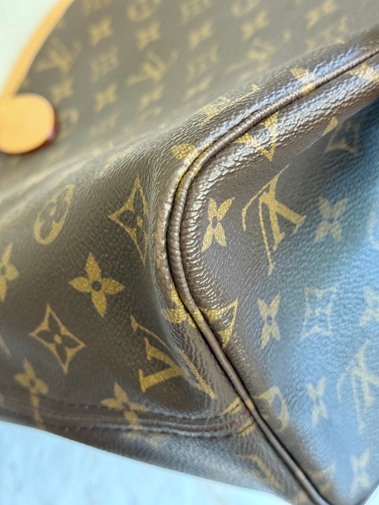 Louis Vuitton Neverfull MM Mono Pivoine