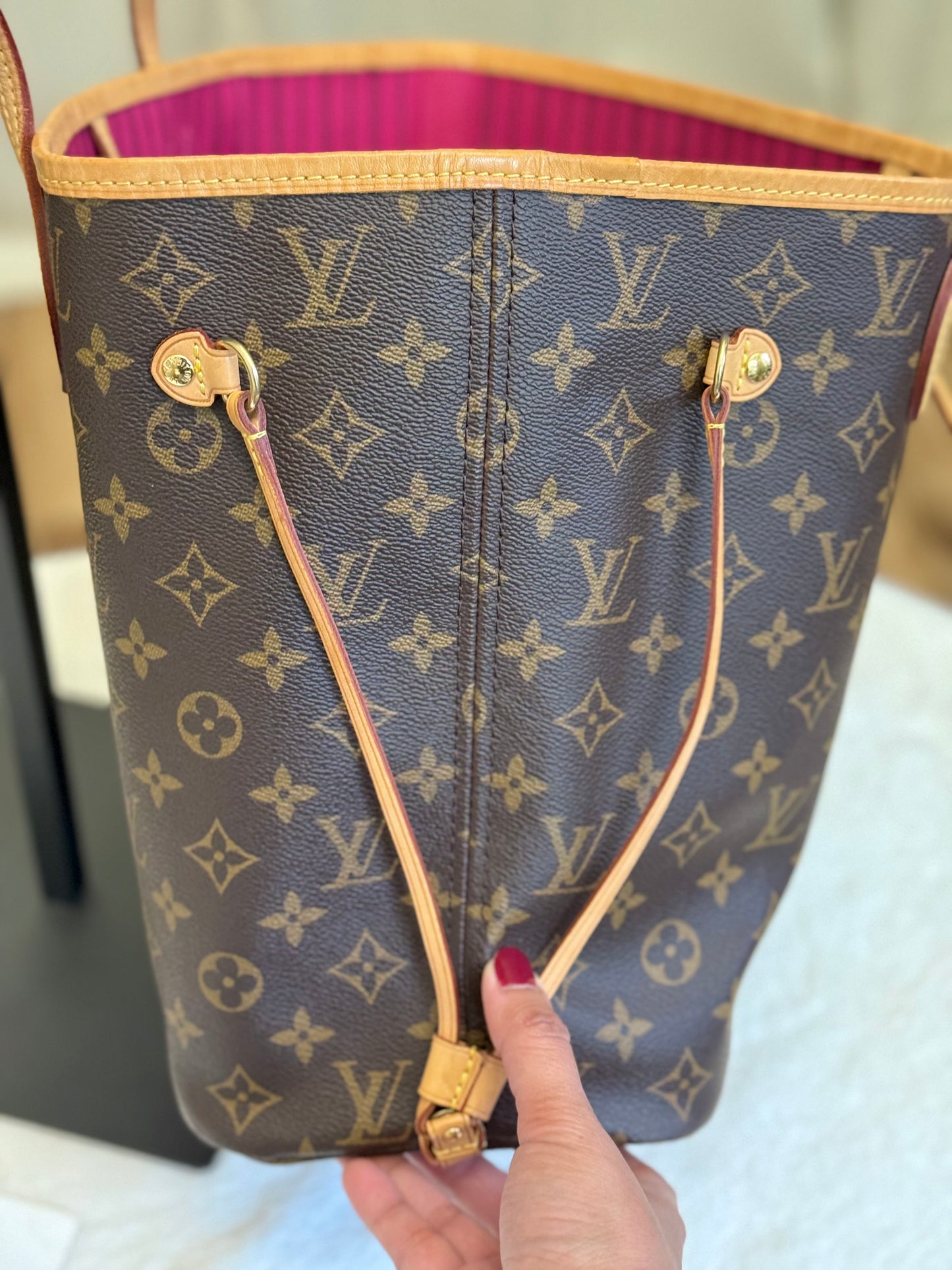 Louis Vuitton Neverfull MM Mono Pivoine