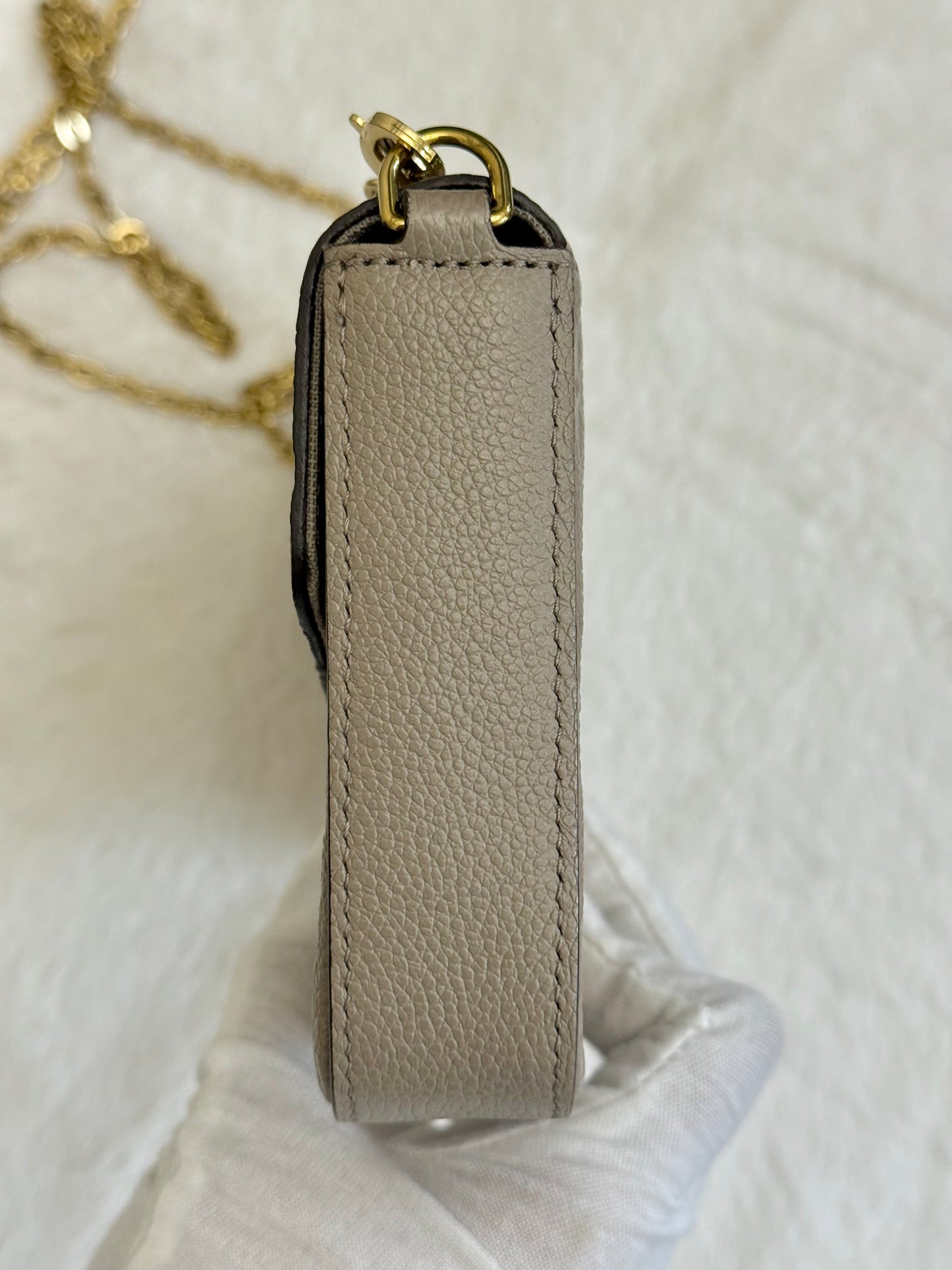 Louis Vuitton Felicie Pochette Mono Empreinte TurtleDove