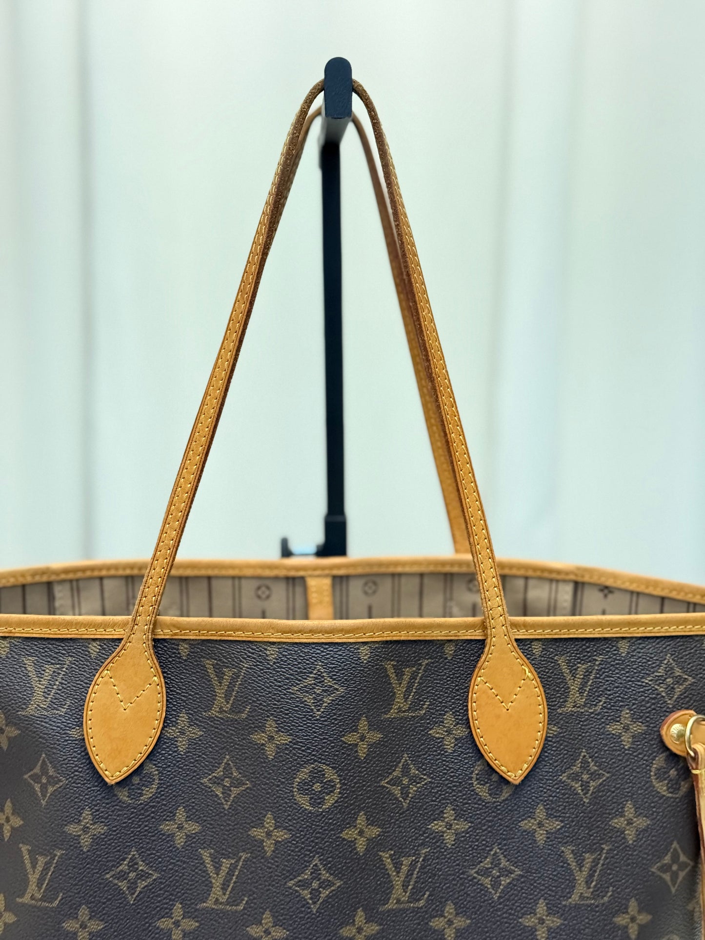 Louis Vuitton Neverfull MM Mono Beige