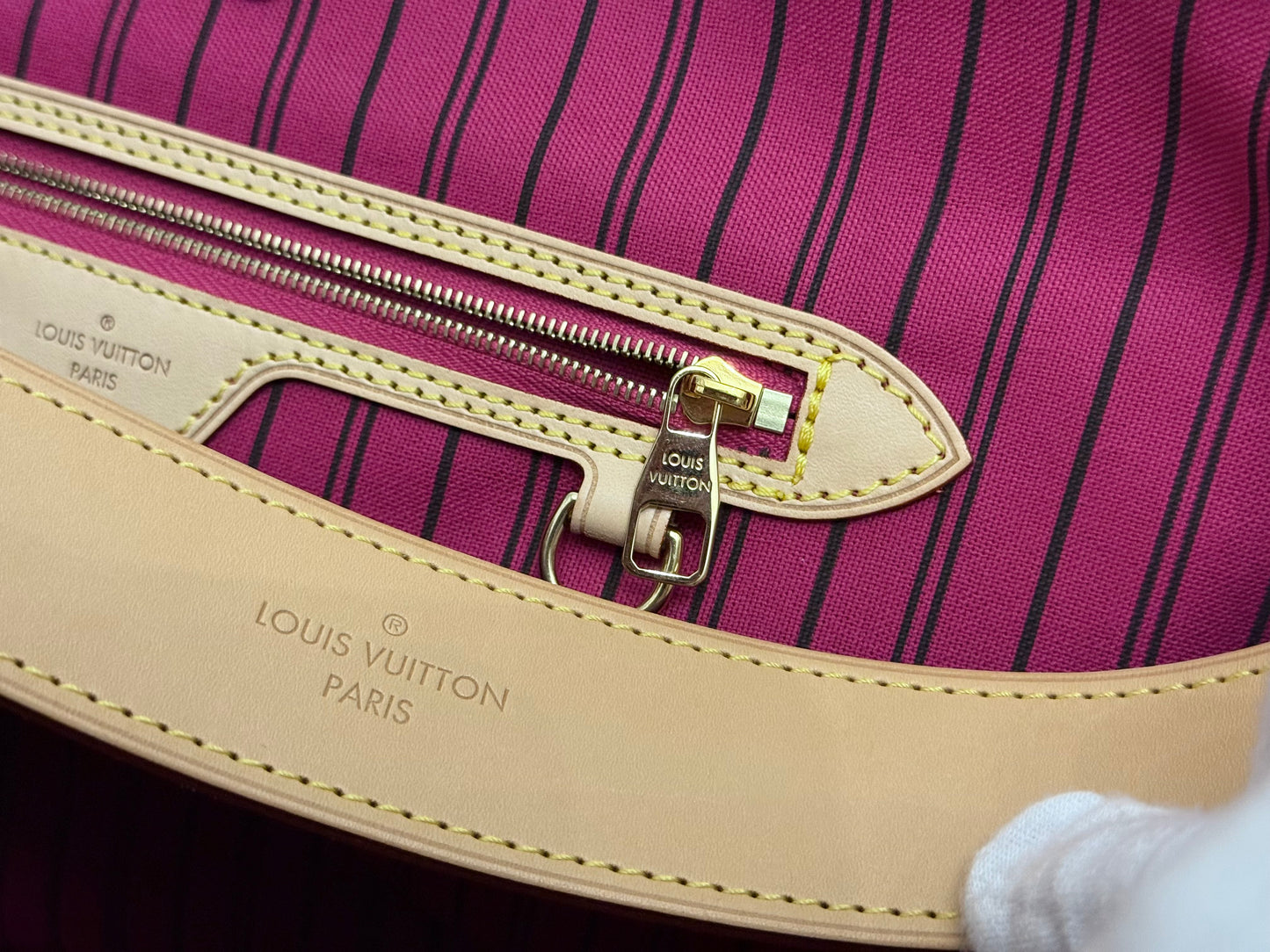 Louis Vuitton Delightful MM Mono Pivoine