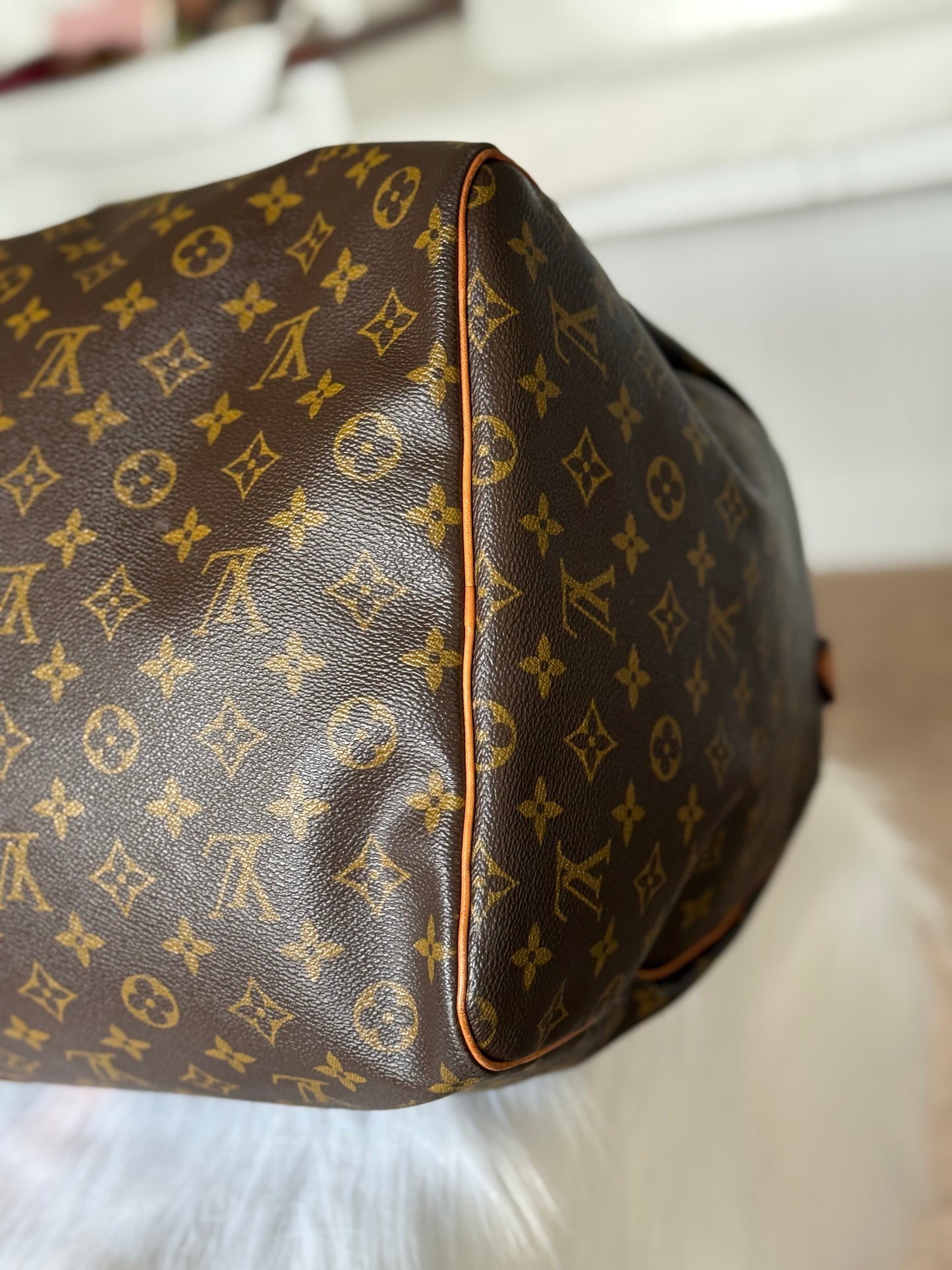 Louis Vuitton Keepall 60 Mono