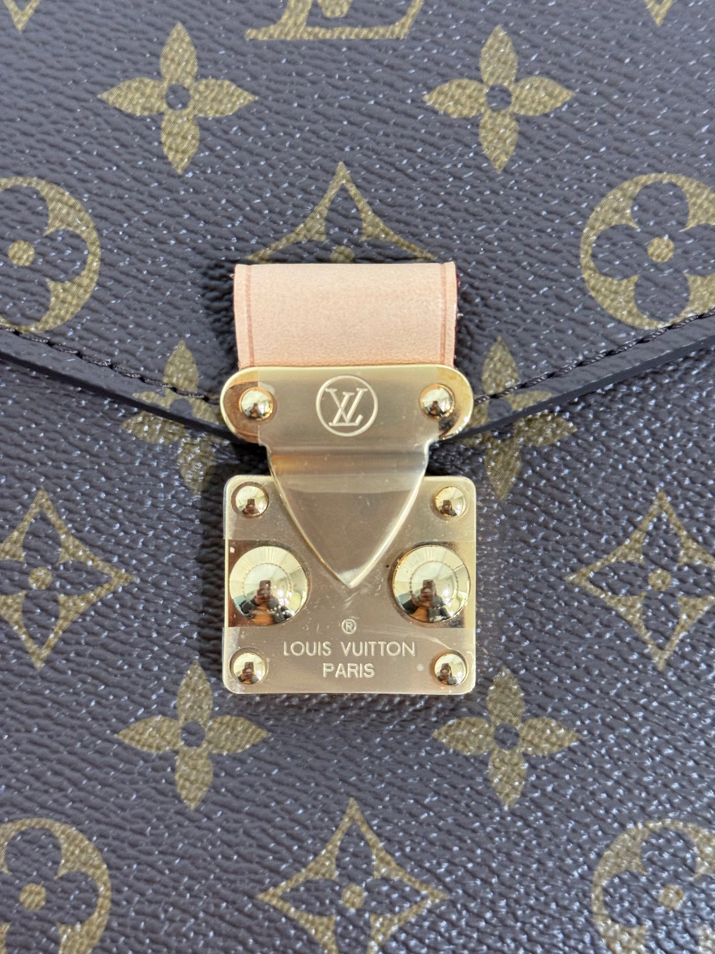 Louis Vuitton Pochette Metis Mono