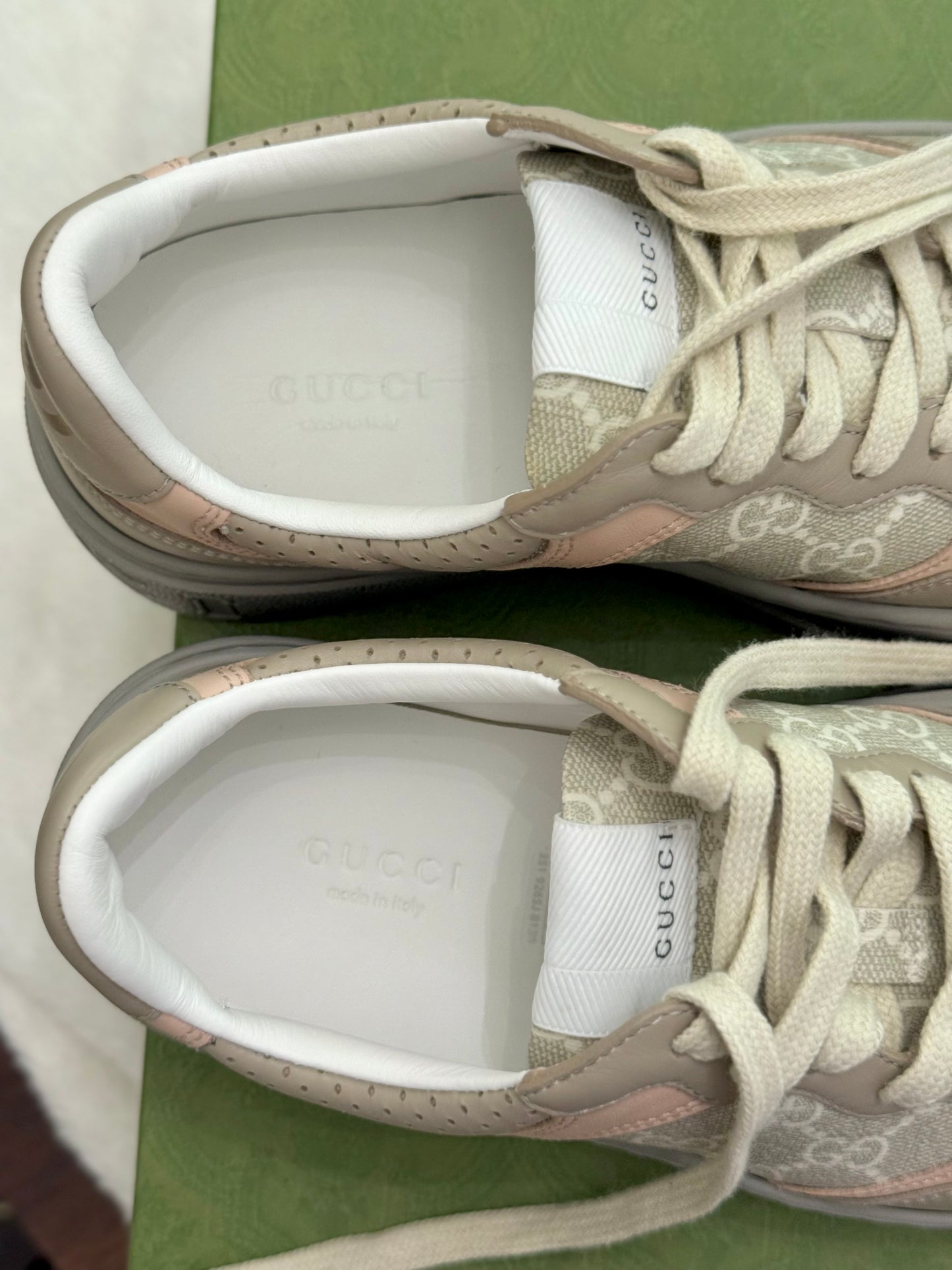 Gucci Oatmeal Light Pink GG Supreme Women's Sneakers Size 37.5