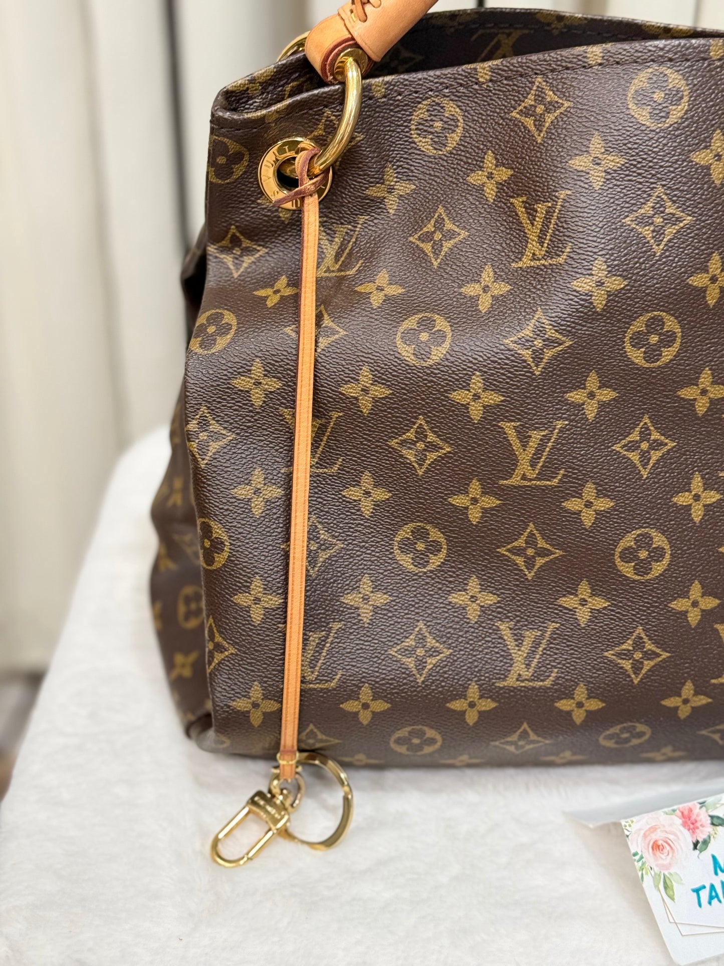 Louis Vuitton Artsy MM Mono