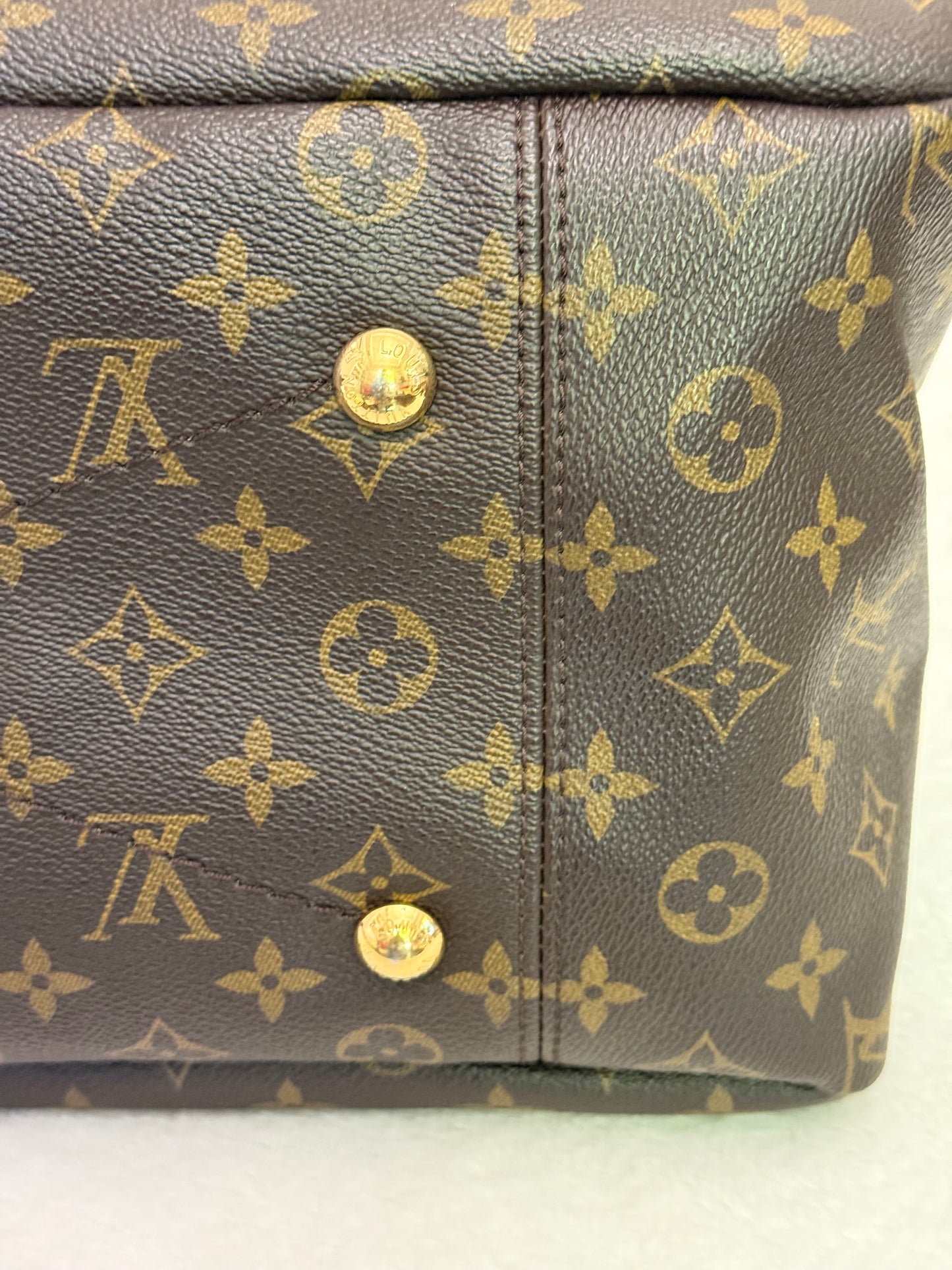 Louis Vuitton Artsy MM Mono