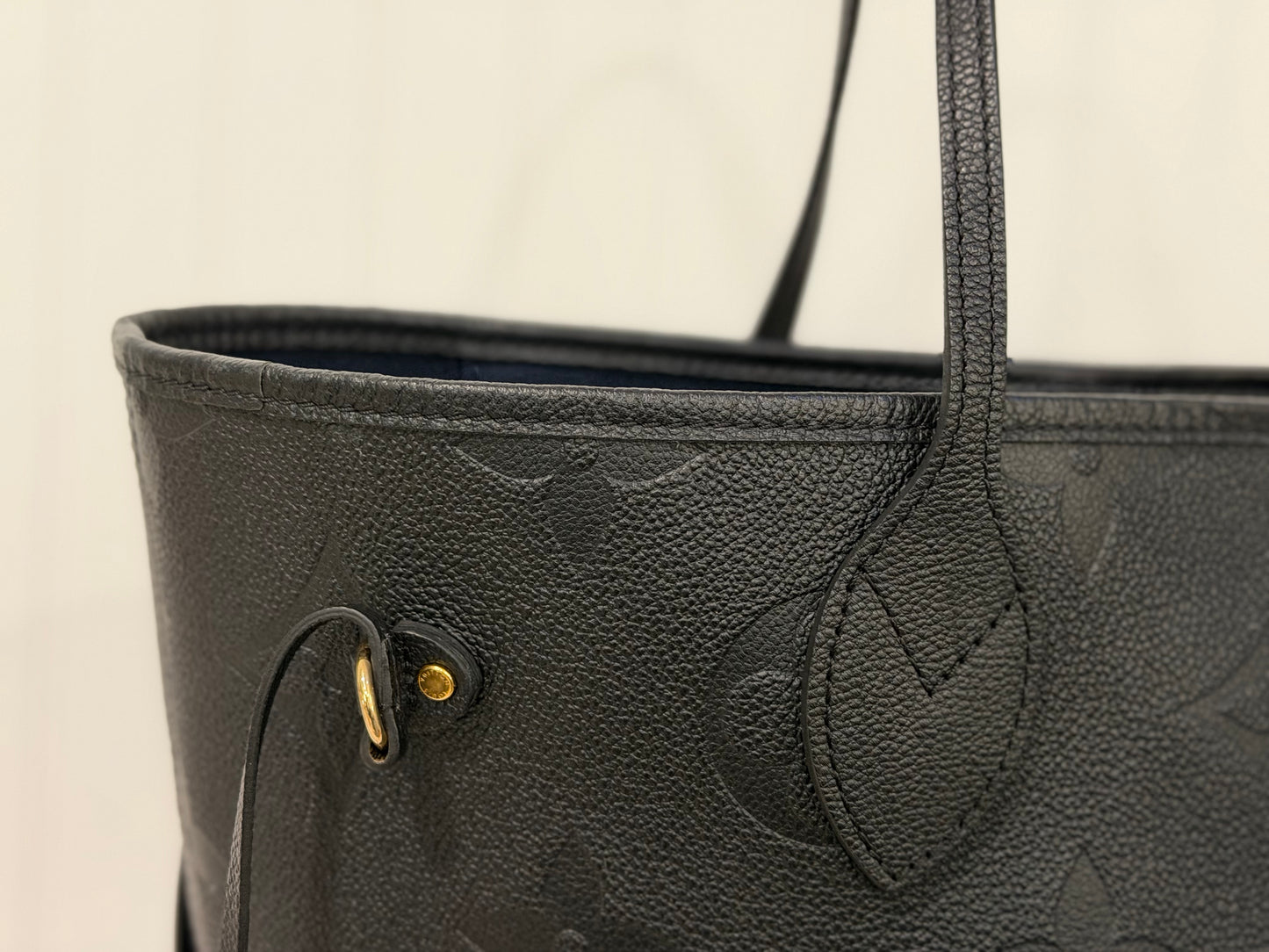 Louis Vuitton Neverfull Mono Giant Empreinte Black