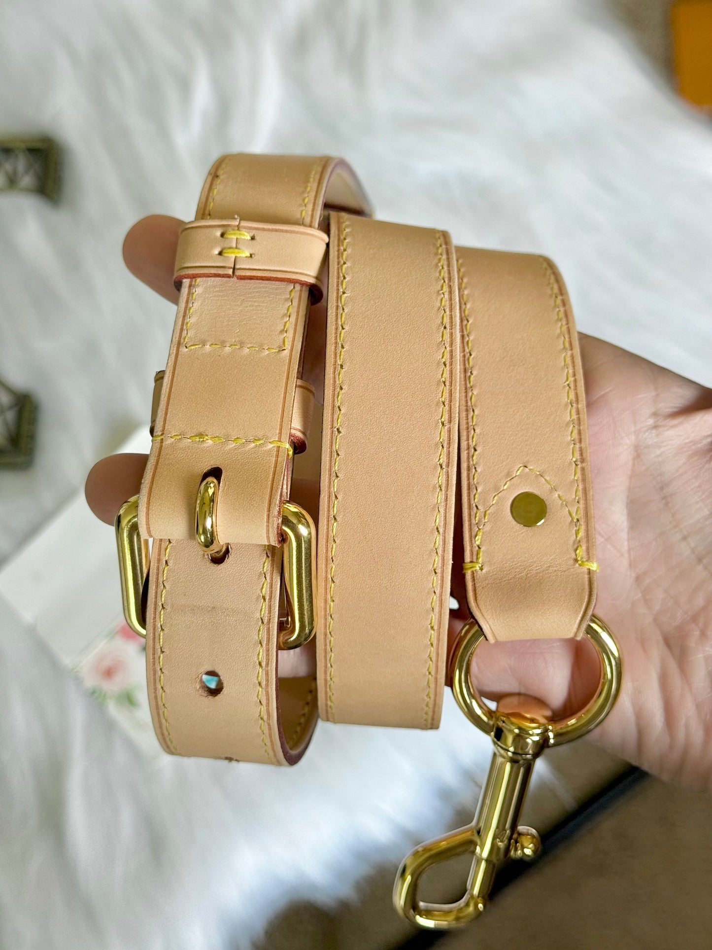 Louis Vuitton  Adjustable Vachetta Strap J00109