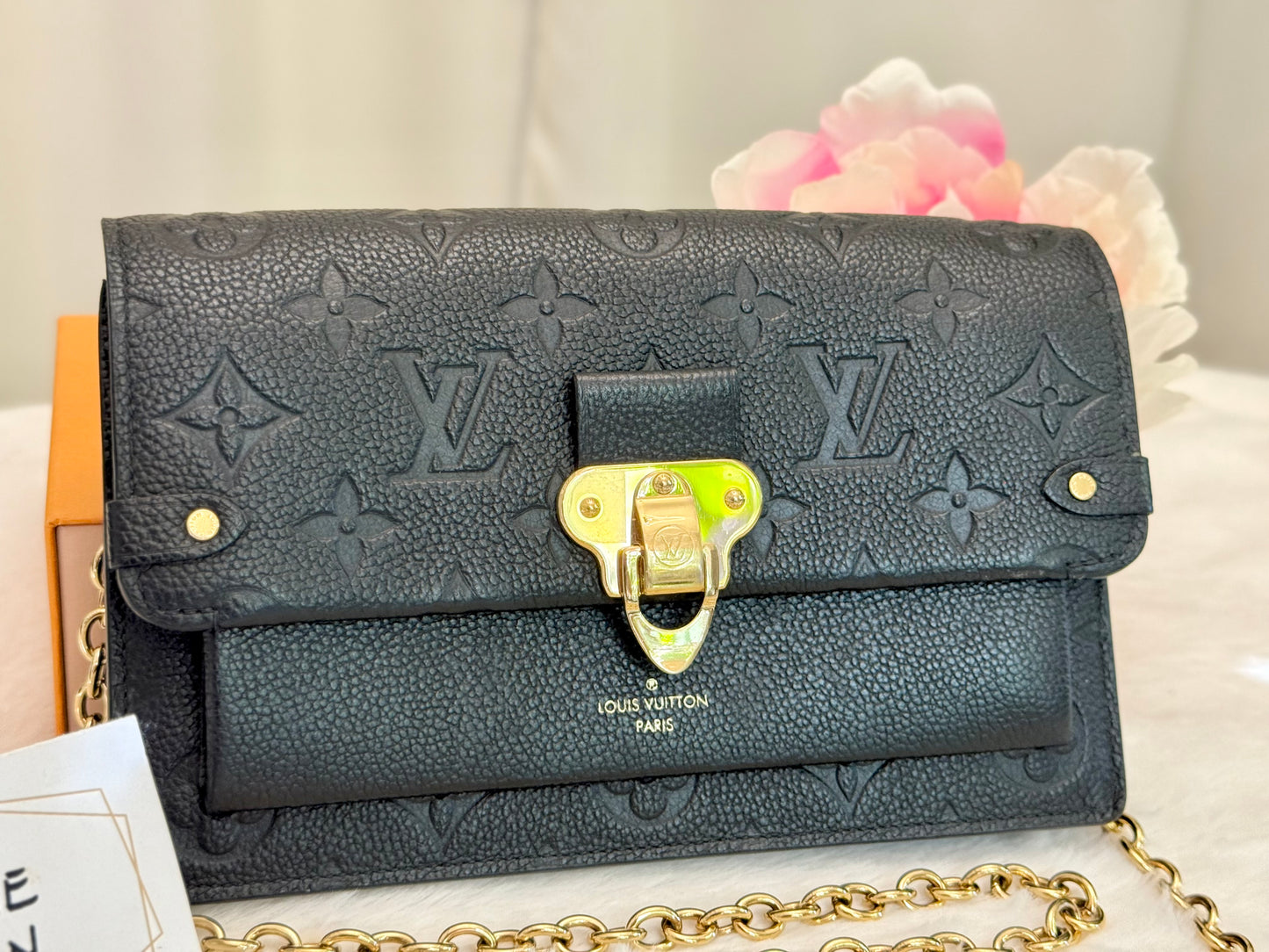 Louis Vuitton Vavin Chain Wallet Crossbody Bag Empreinte Noir/Black