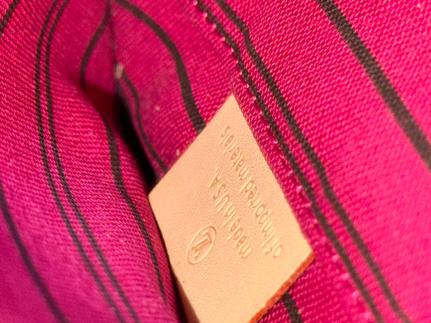 Louis Vuitton Neverfull MM Mono Pivoine