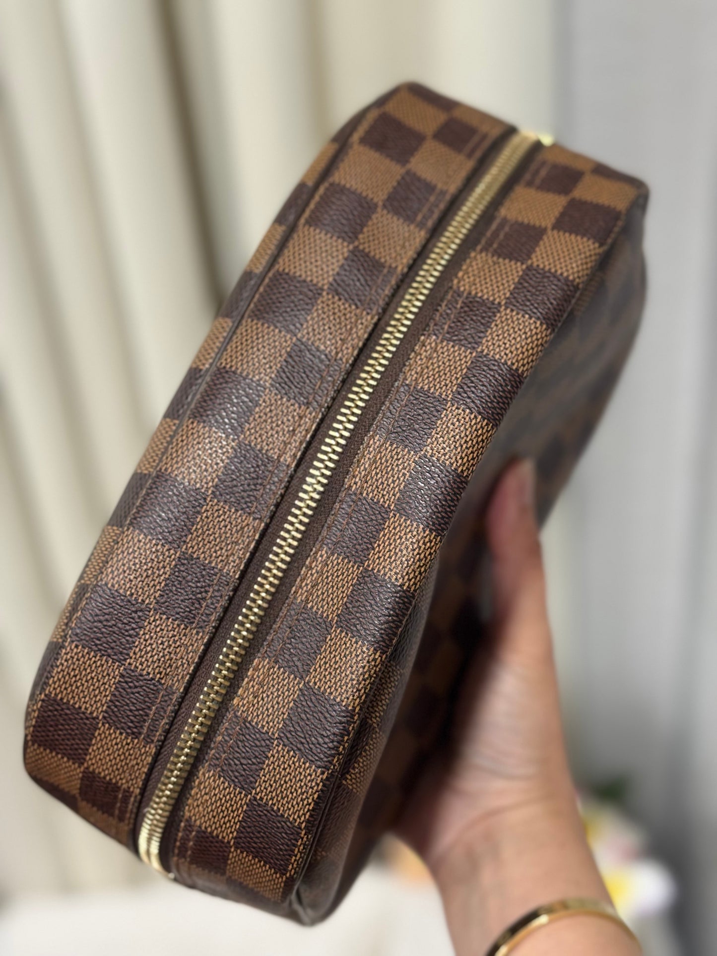 Louis Vuitton Trousse Toiletry 25 Damier Ebene