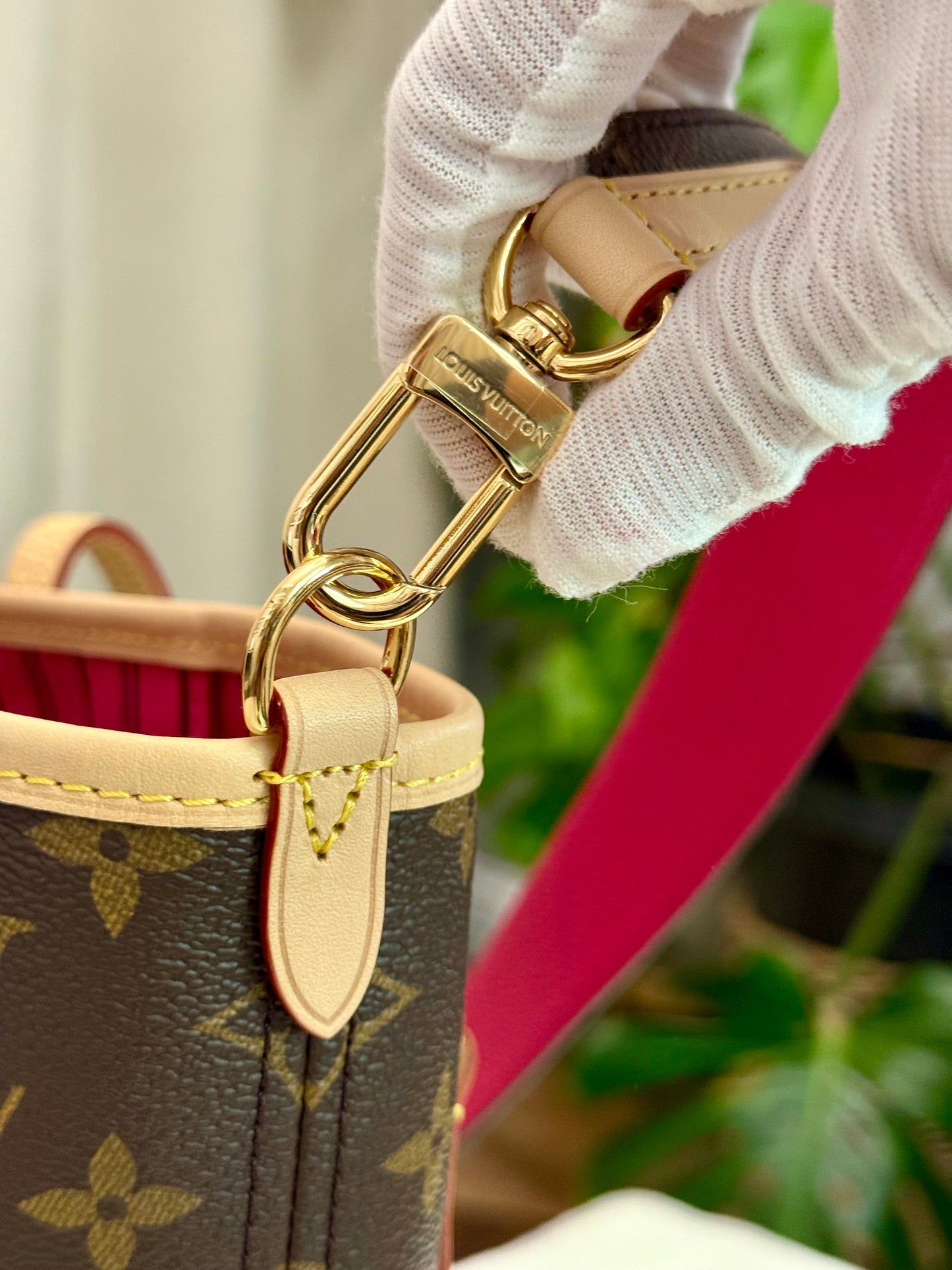 Louis Vuitton Neverfull Bandouliere Inside Out MM Mono Rose Pondichery