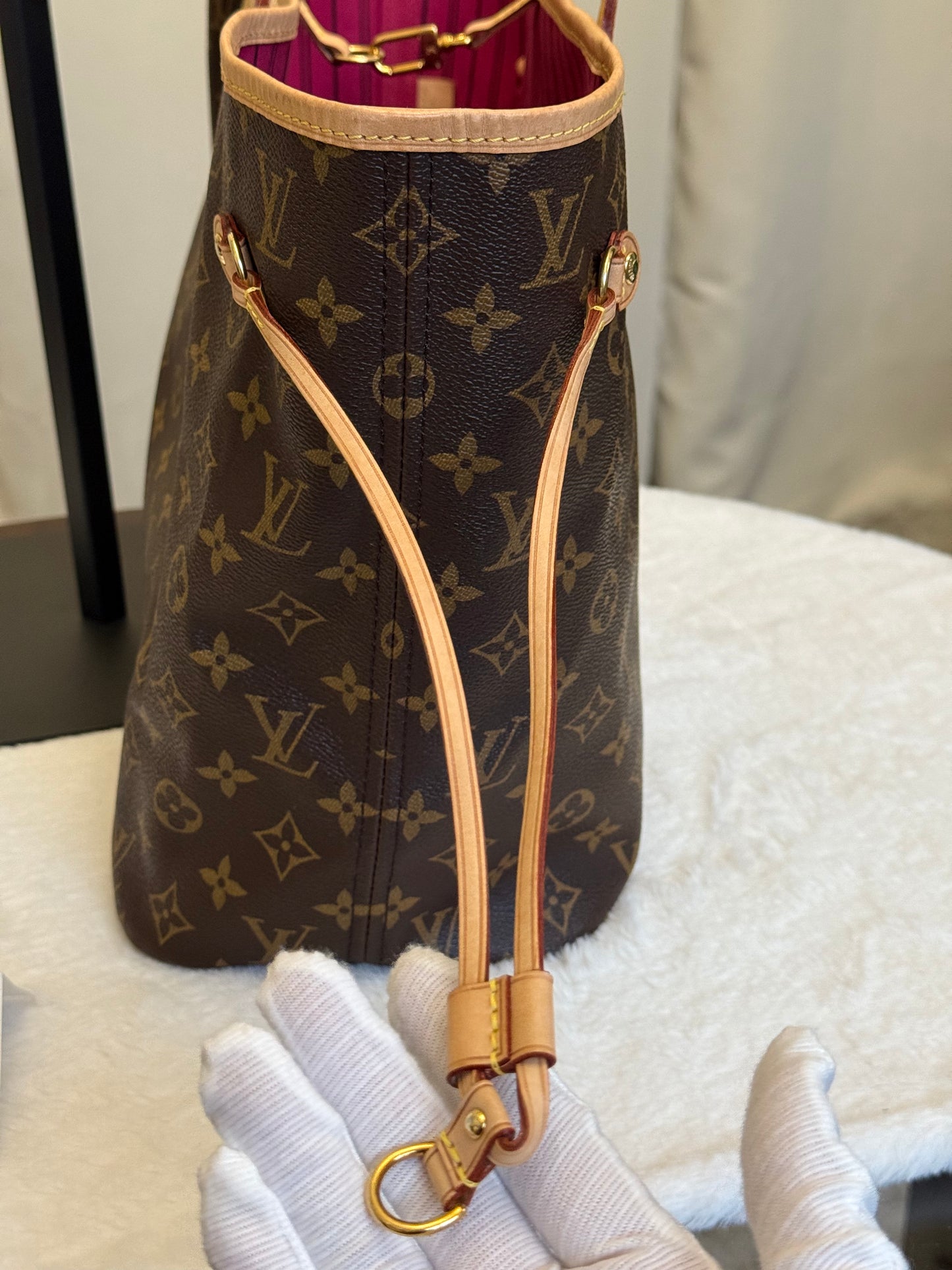 Louis Vuitton Neverfull MM Mono Pivoine Interior