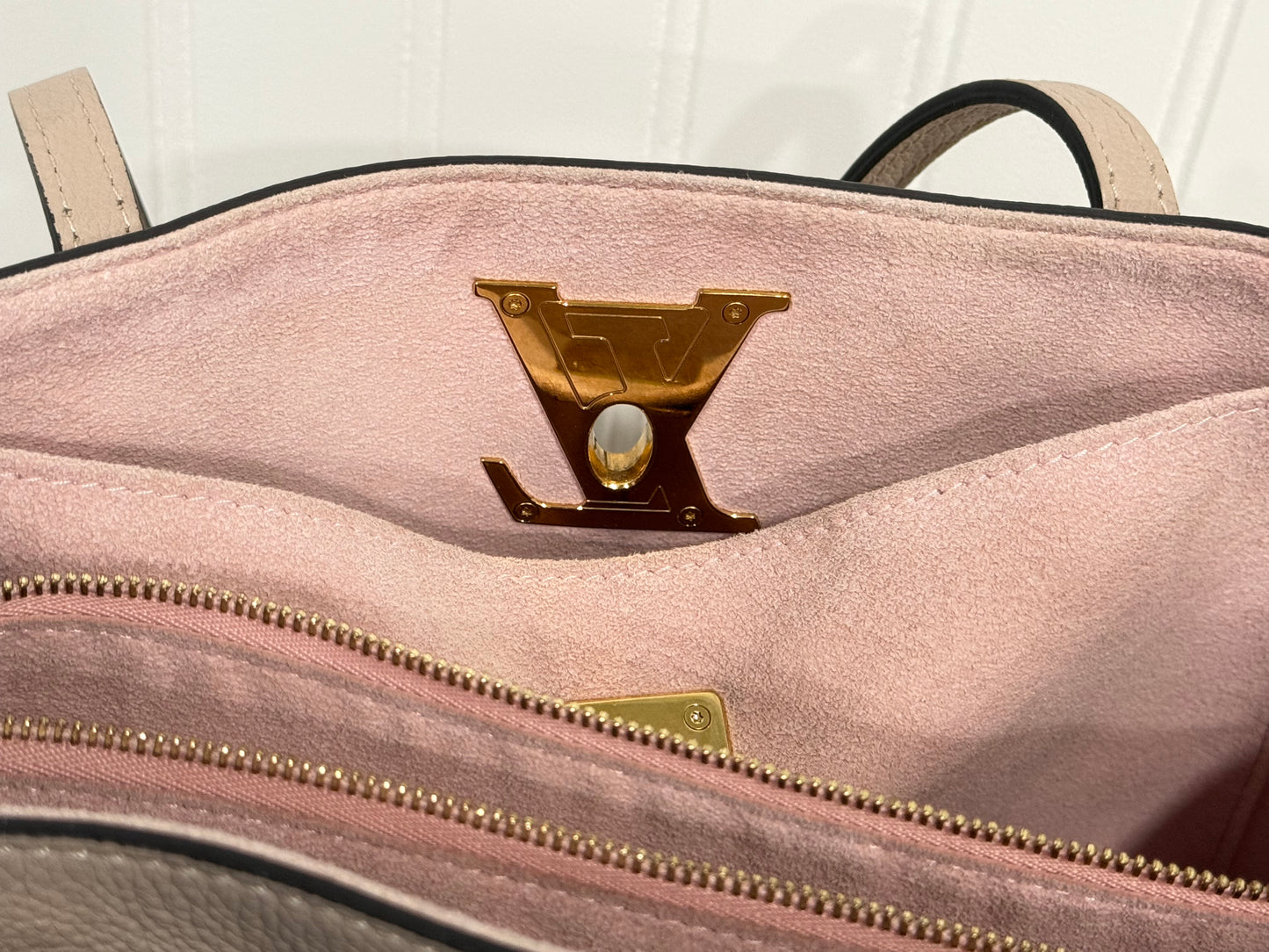 Louis Vuitton LockMe Shopper Greige