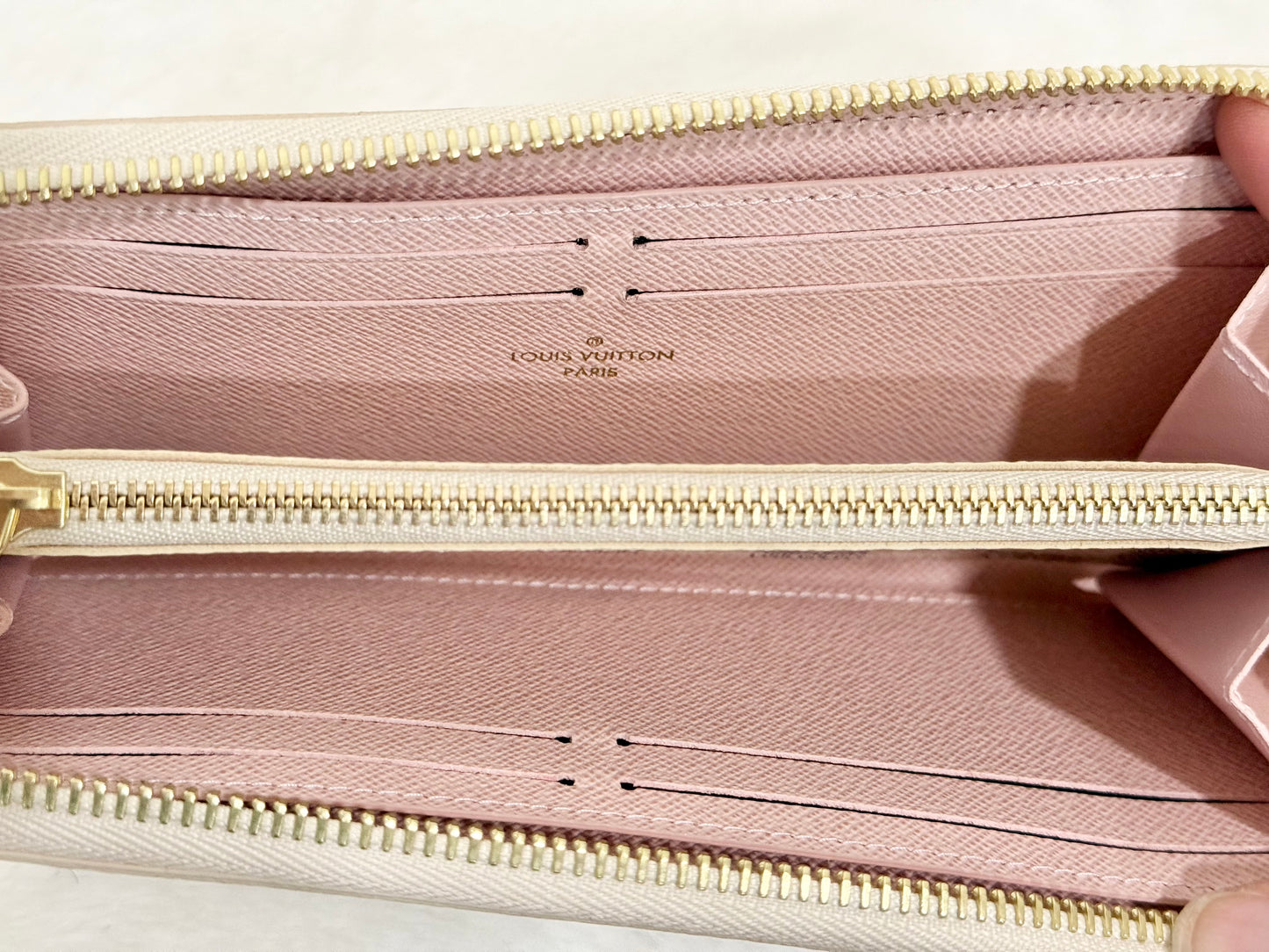Louis Vuitton Clemence Damier Azur Rose Ballerine Wallet
