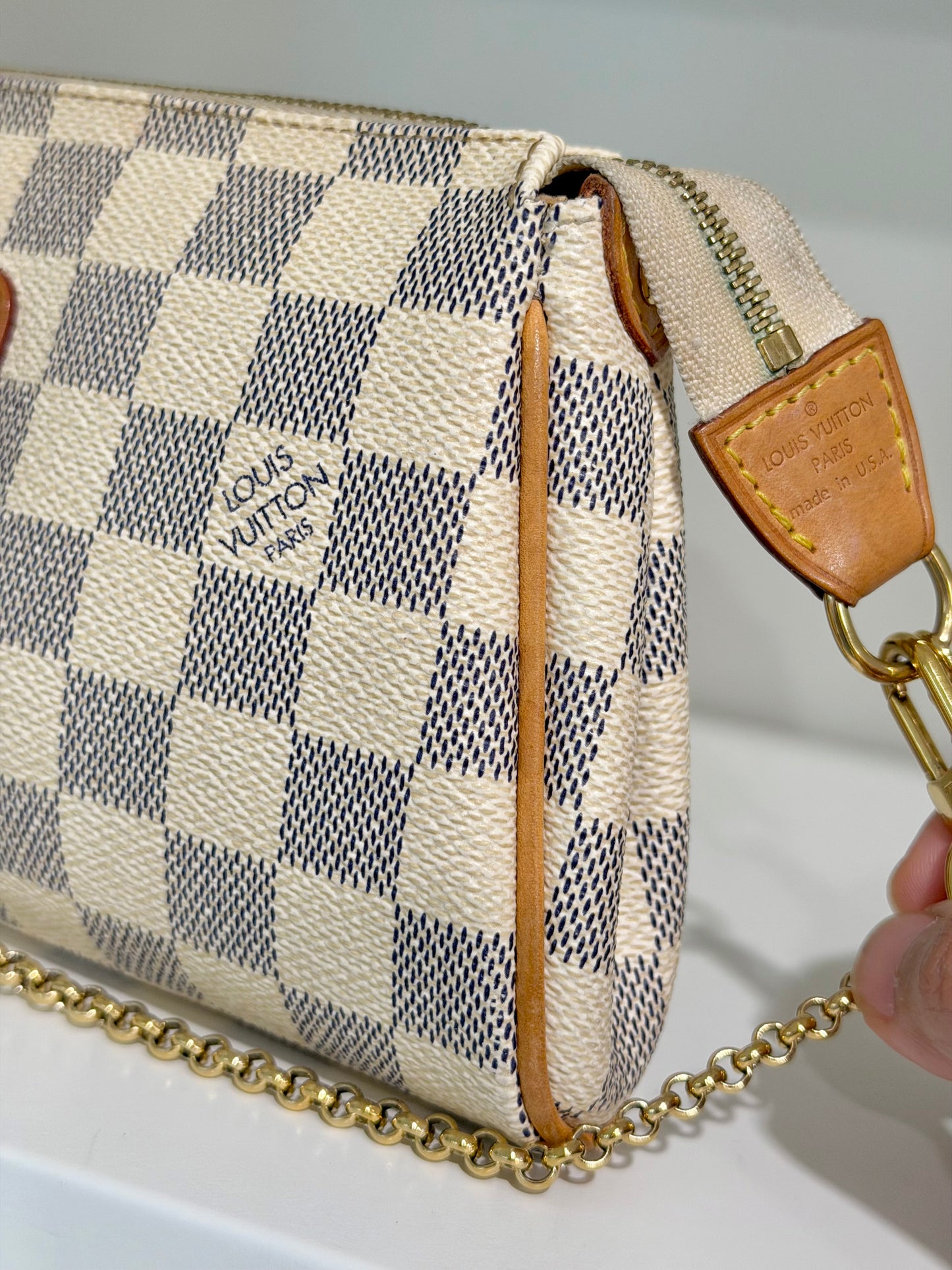 Louis Vuitton Eva Pochette Damier Azur