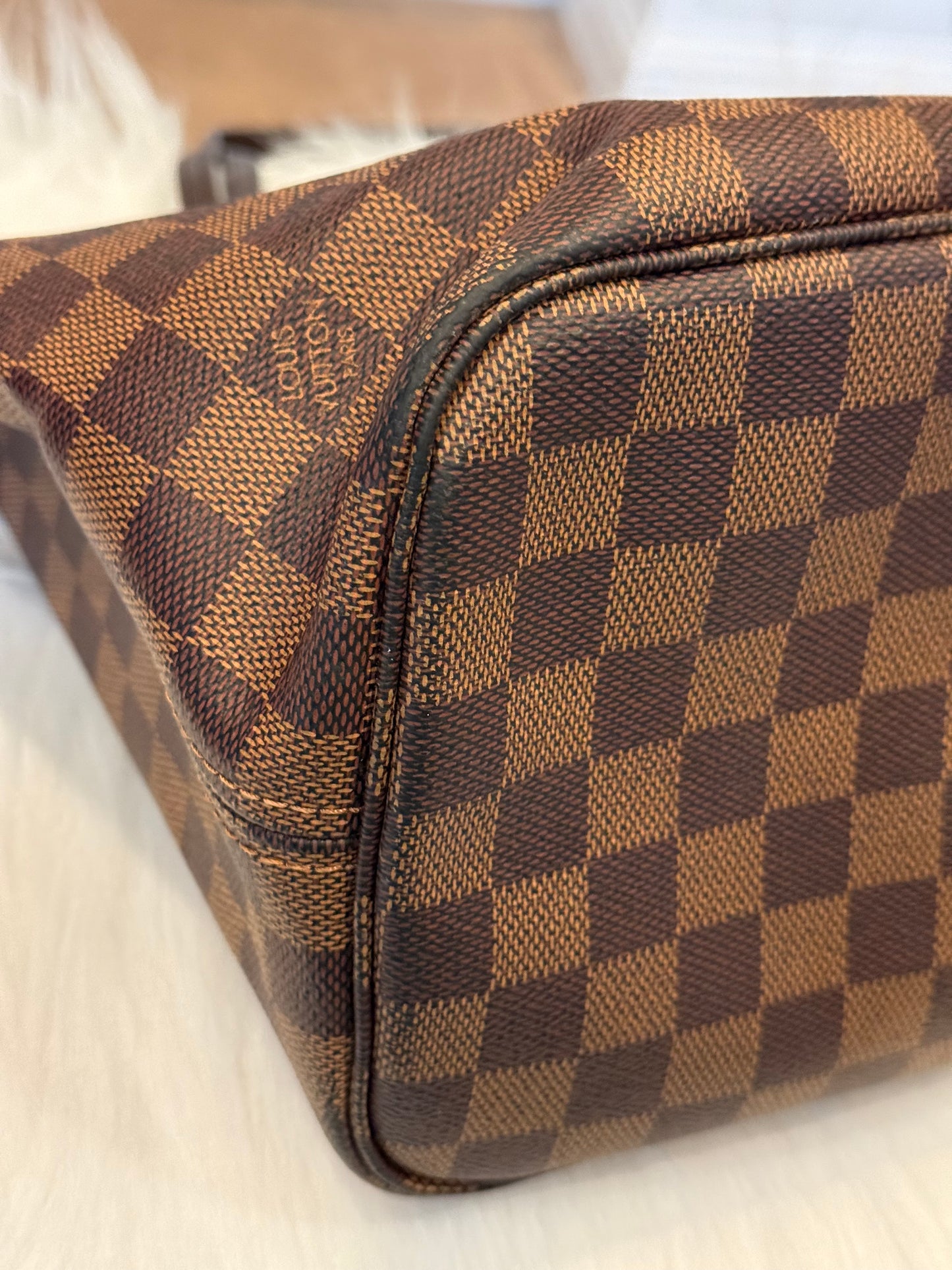Louis Vuitton Neverfull MM Damier Ebene Cerise