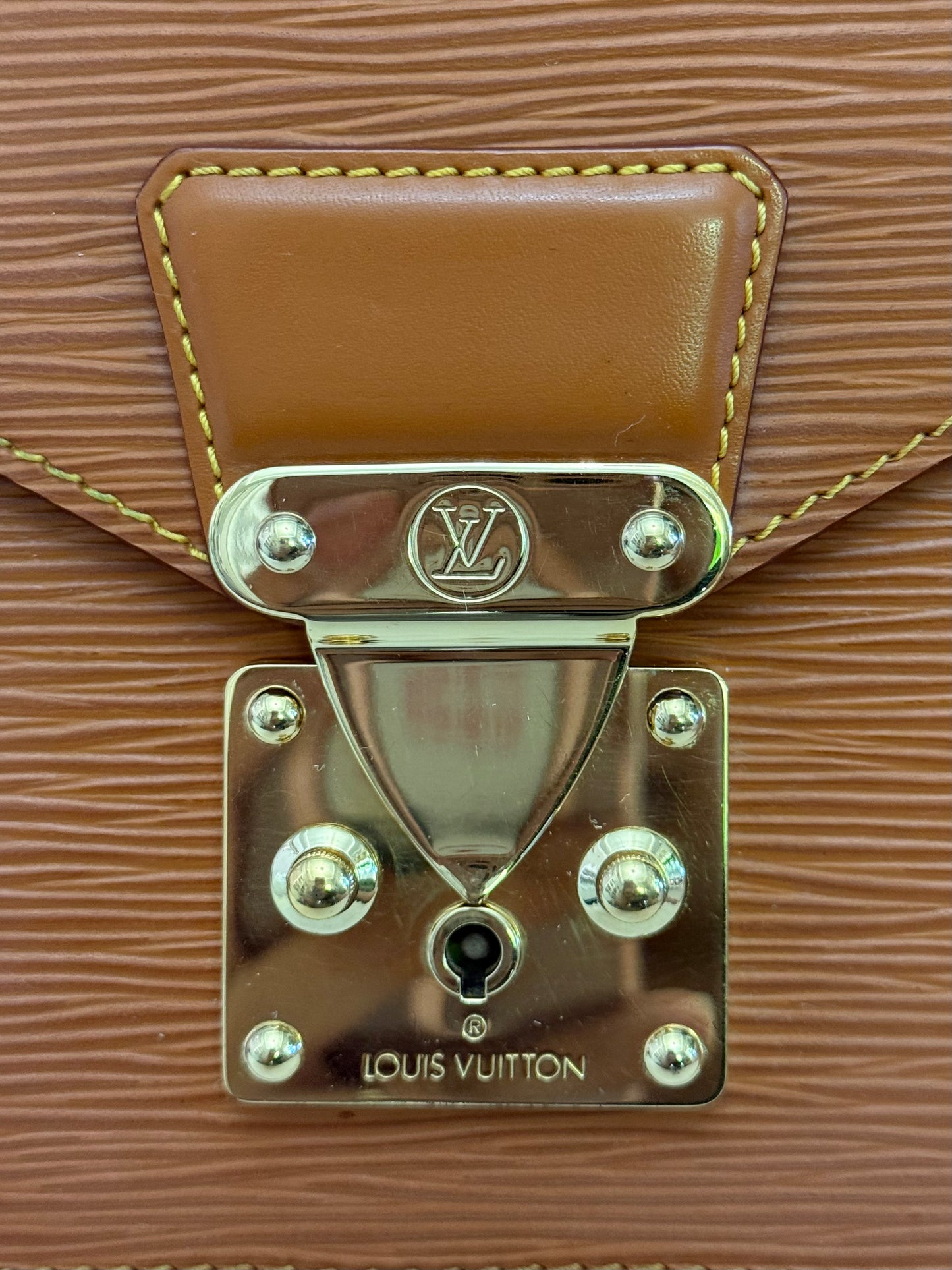Louis Vuitton Sellier Dragonne Epi Clutch/Pochette Light Brown