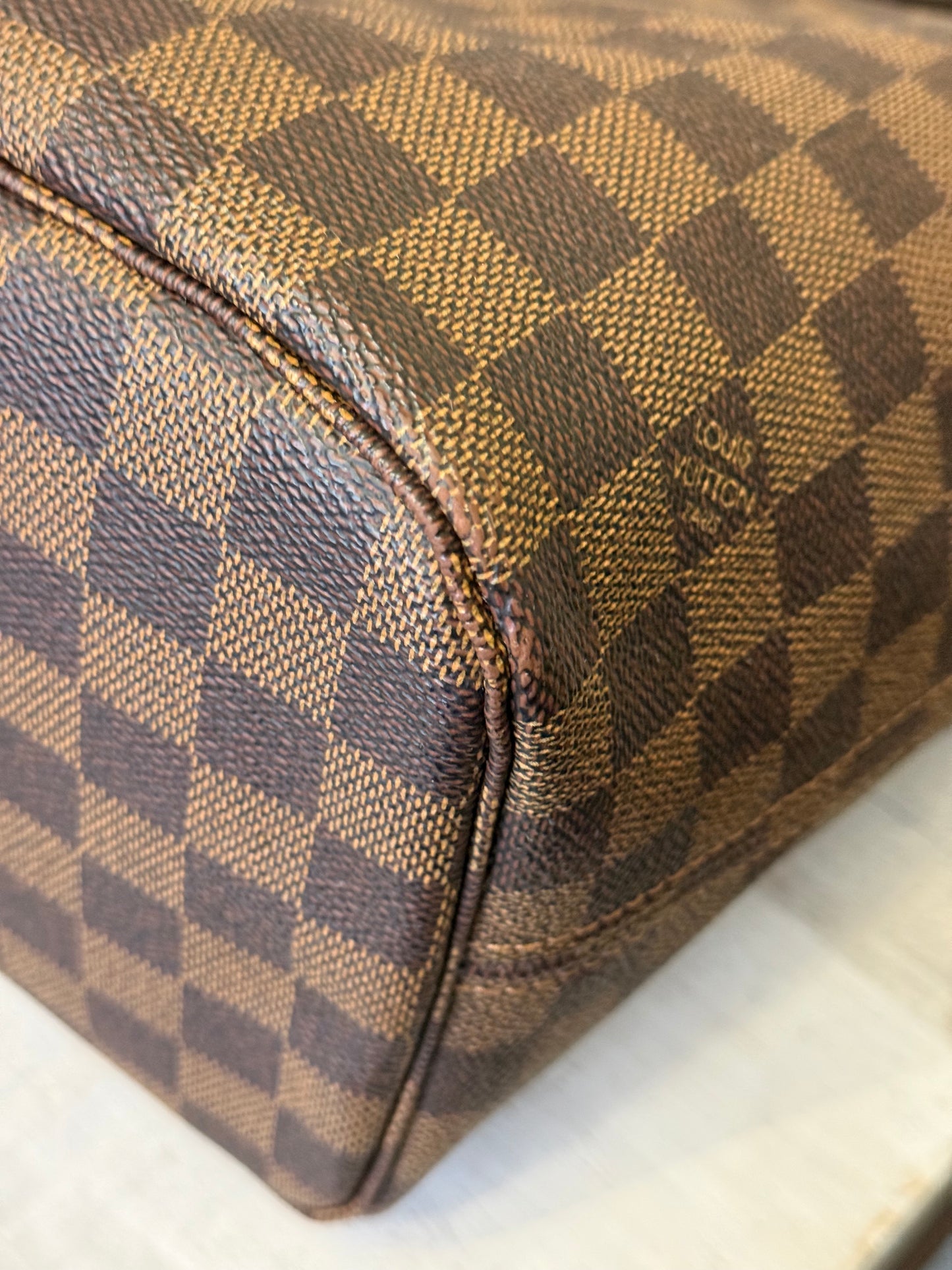Louis Vuitton Neverfull MM Damier Ebene Rose Ballerine
