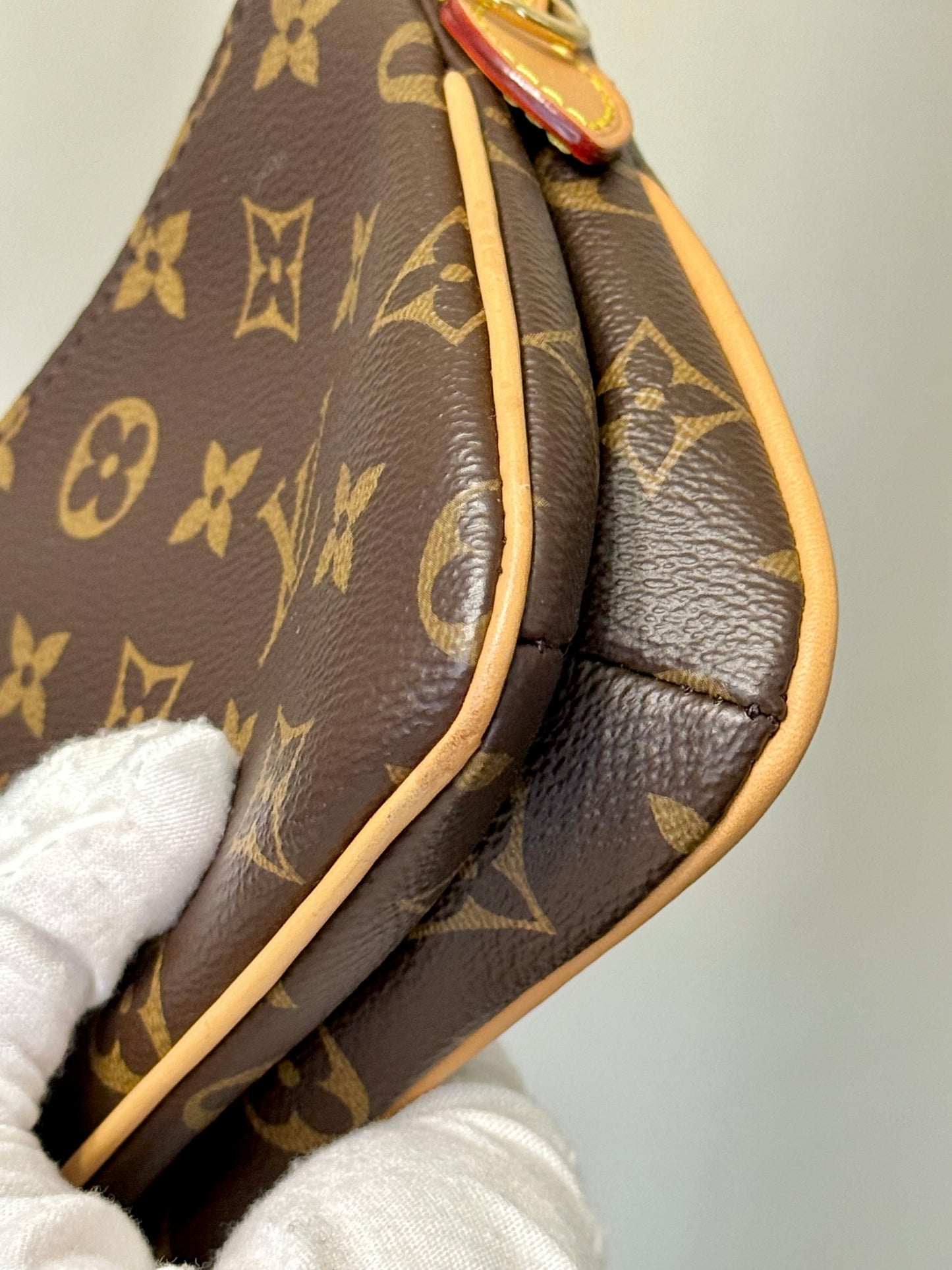 Louis Vuitton Pochette Liv Mono