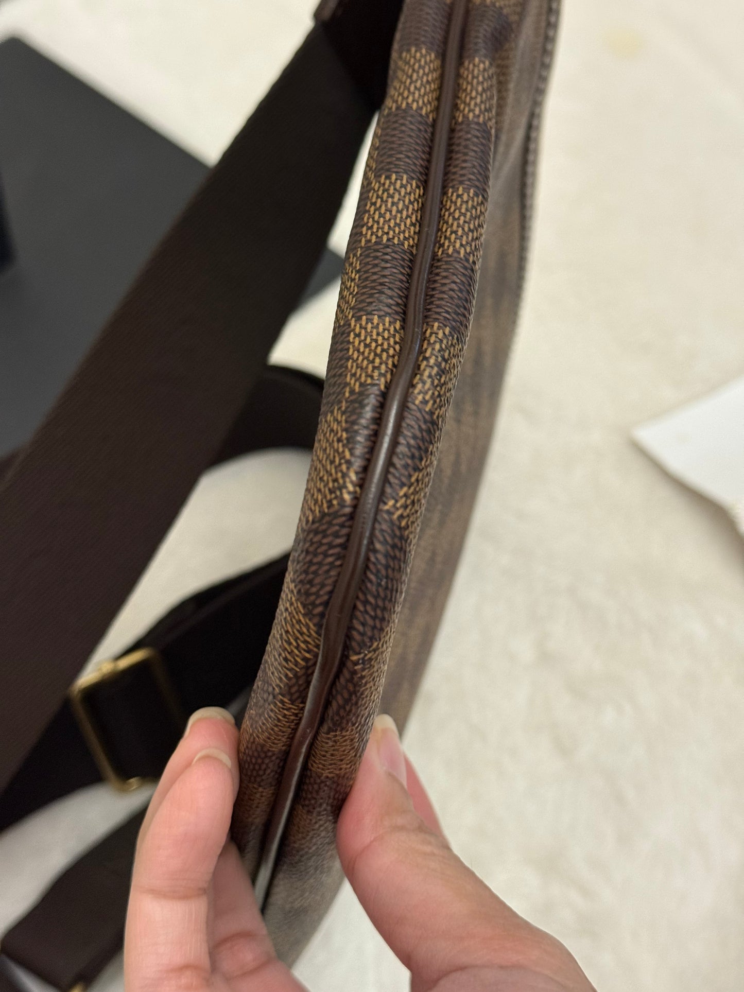 Louis Vuitton Pochette Bosphore DE