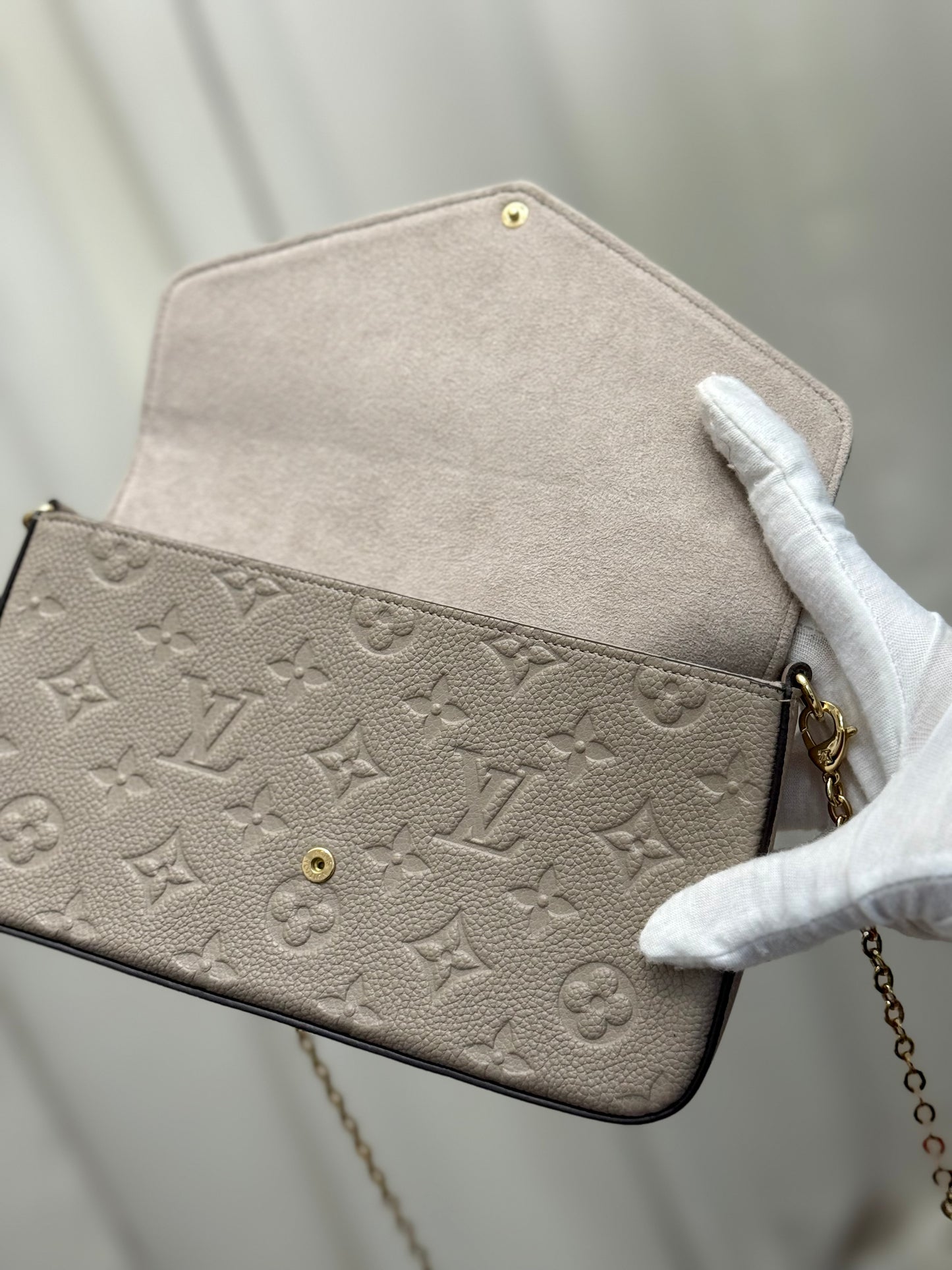 Louis Vuitton Felicie Pochette Empreinte Turtledove Full Set