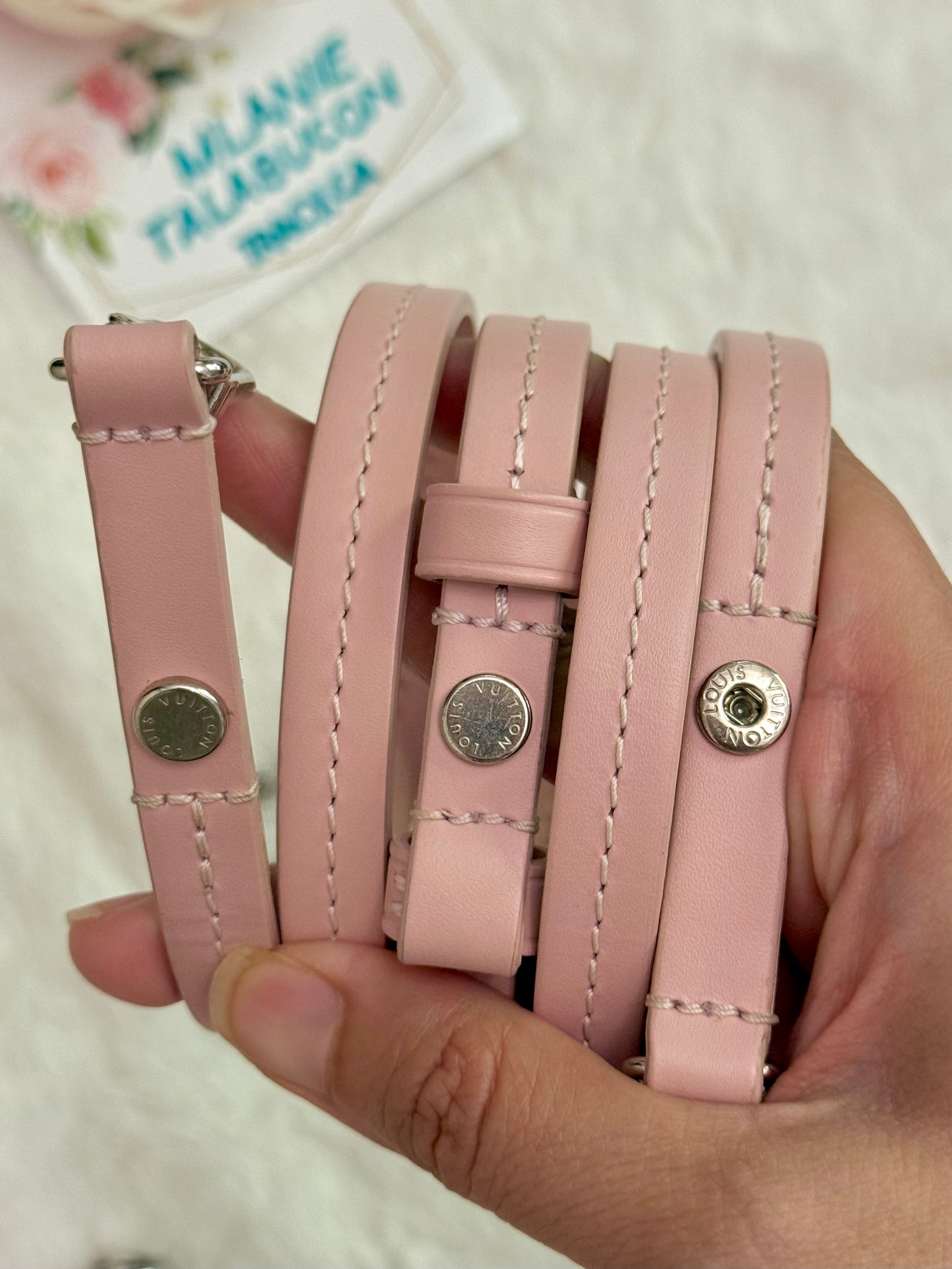 Louis Vuitton Easy Pouch on Strap Epi Rose Ballerine