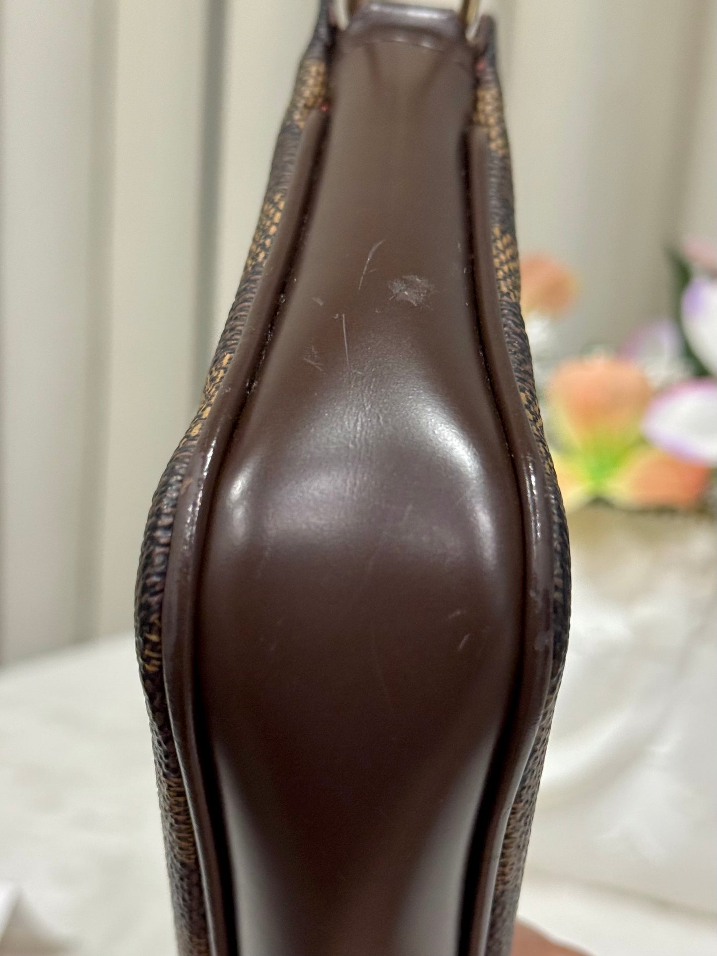 Louis Vuitton Navona Pochette Accessoires Damier Ebene